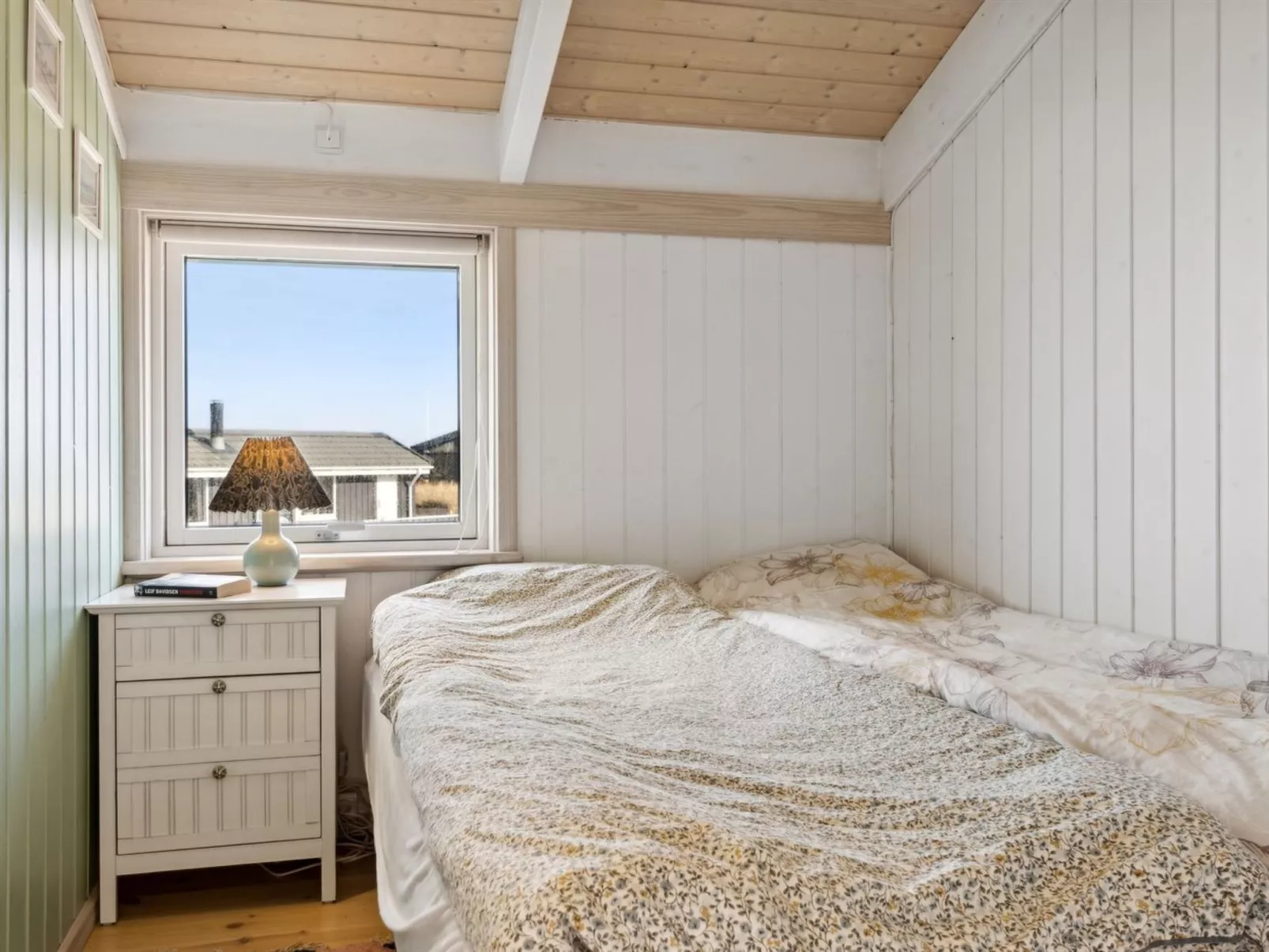 "Bjarni" - 239m from the sea-Inside