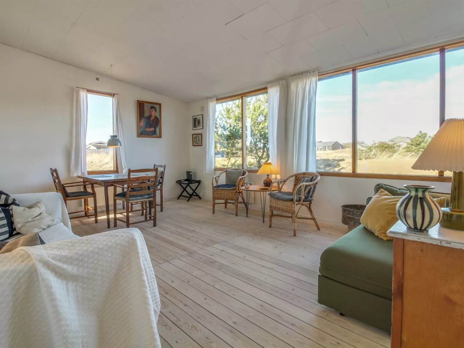 "Jules" - 300m from the sea-Inside