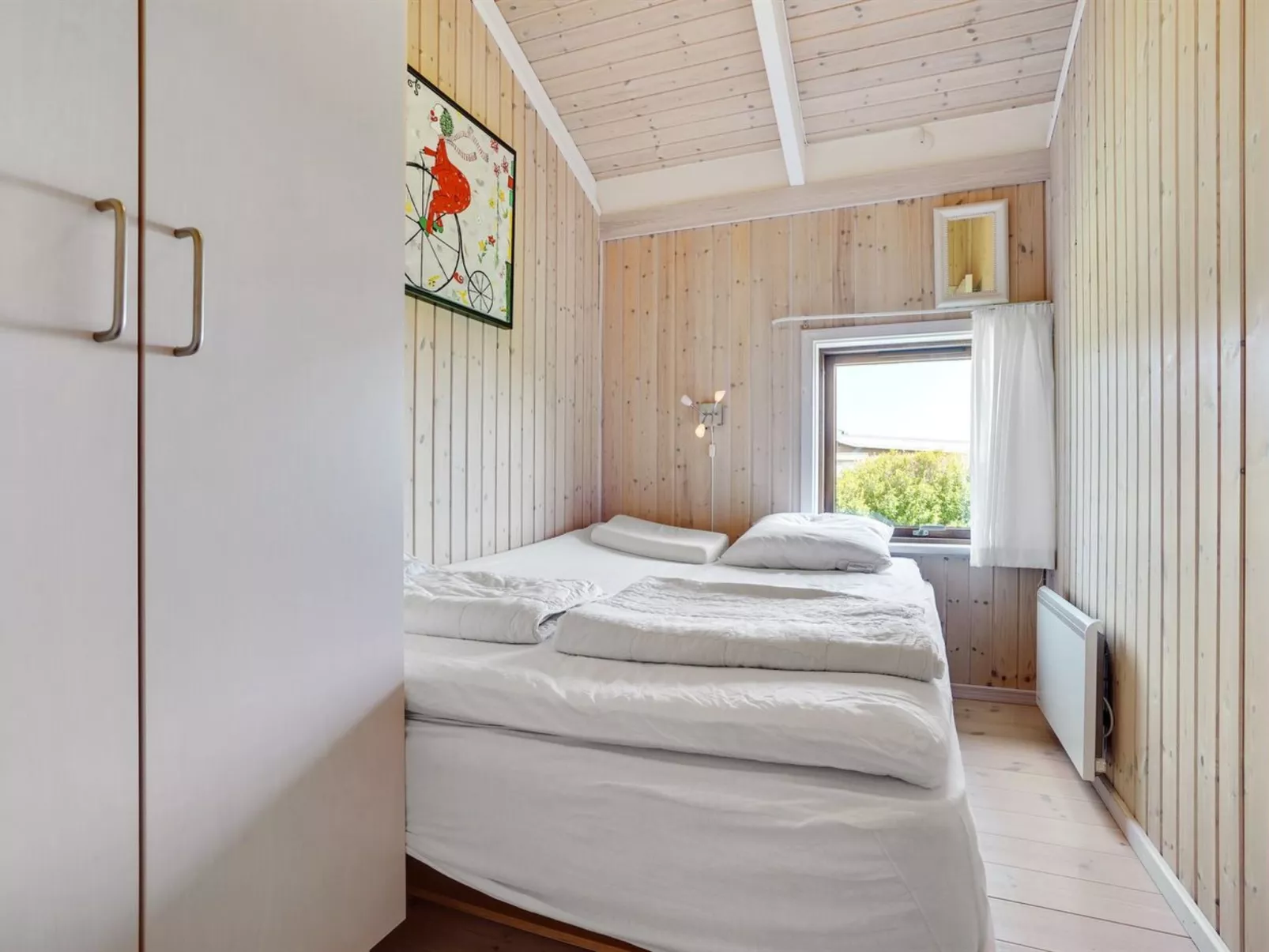 "Gyda" - 100m from the sea-Drinnen