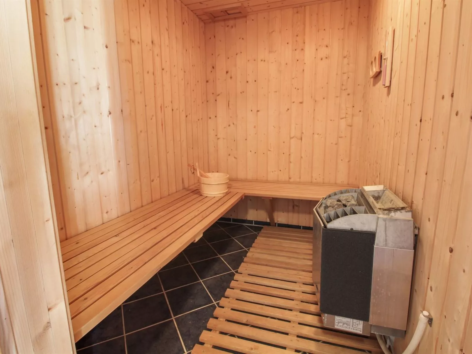 "Brigida" - 500m from the sea-Drinnen