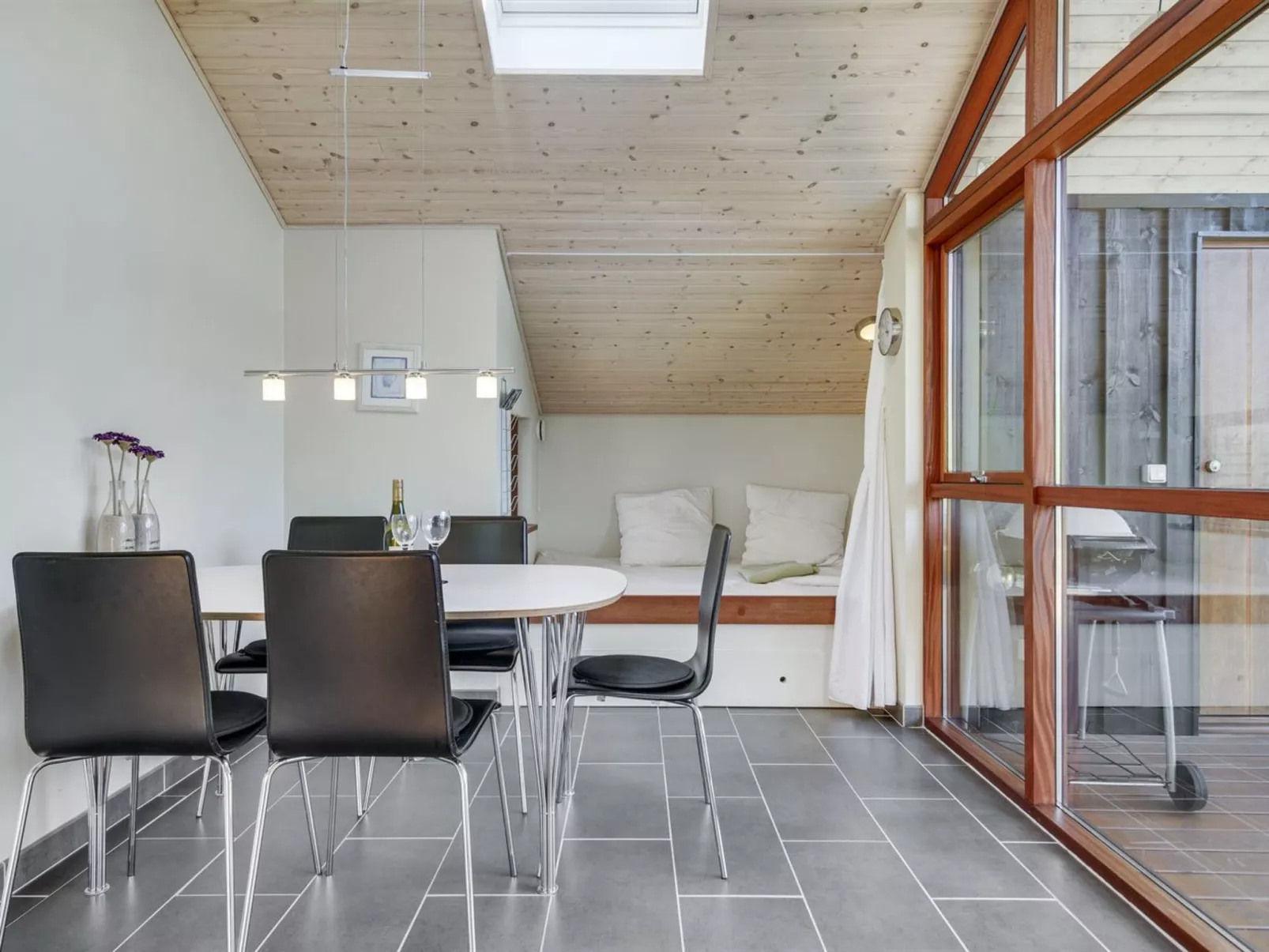 "Biaver" - 350m from the sea-Inside