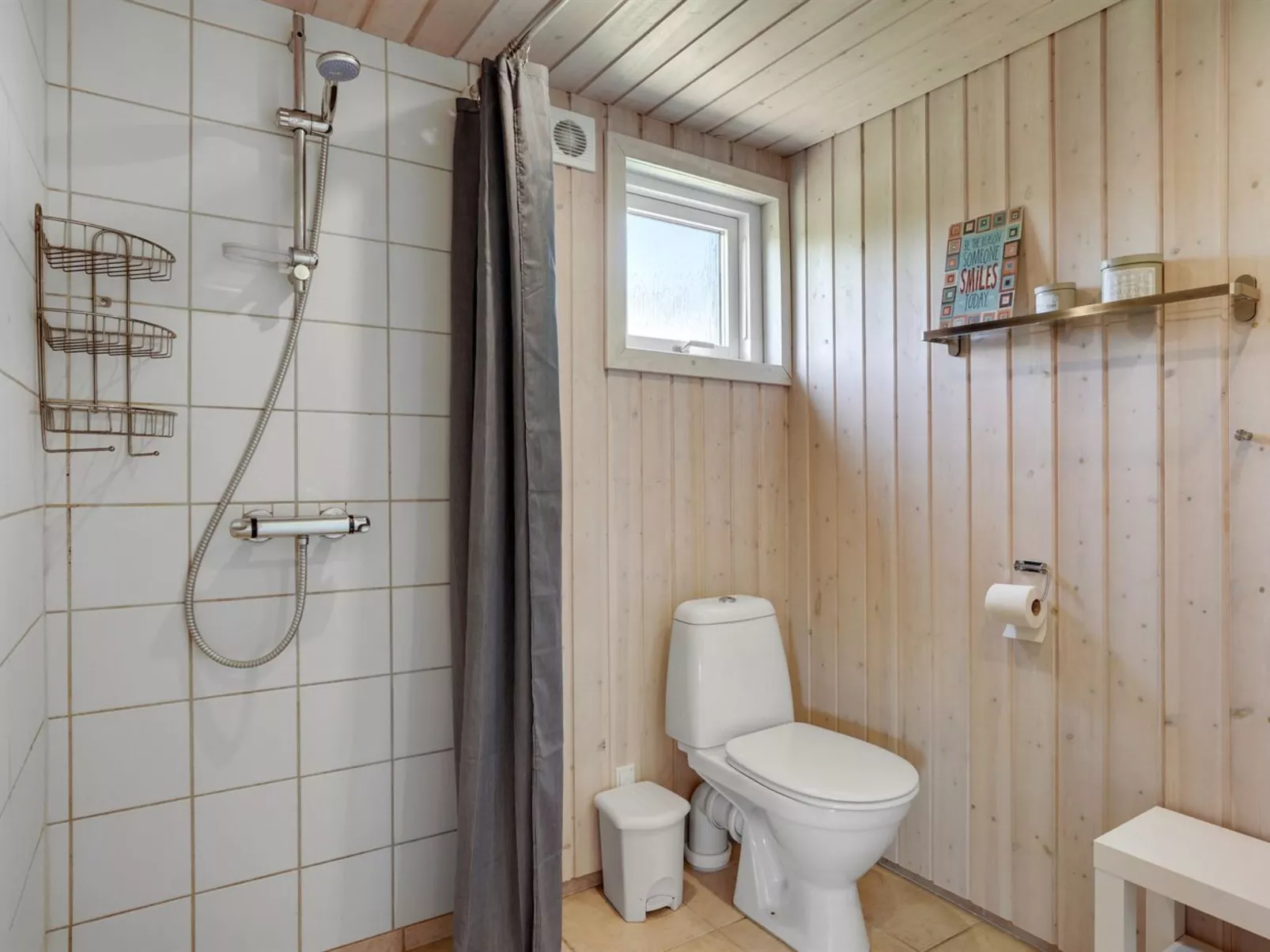 "Richard" - 4km from the sea-Dedans