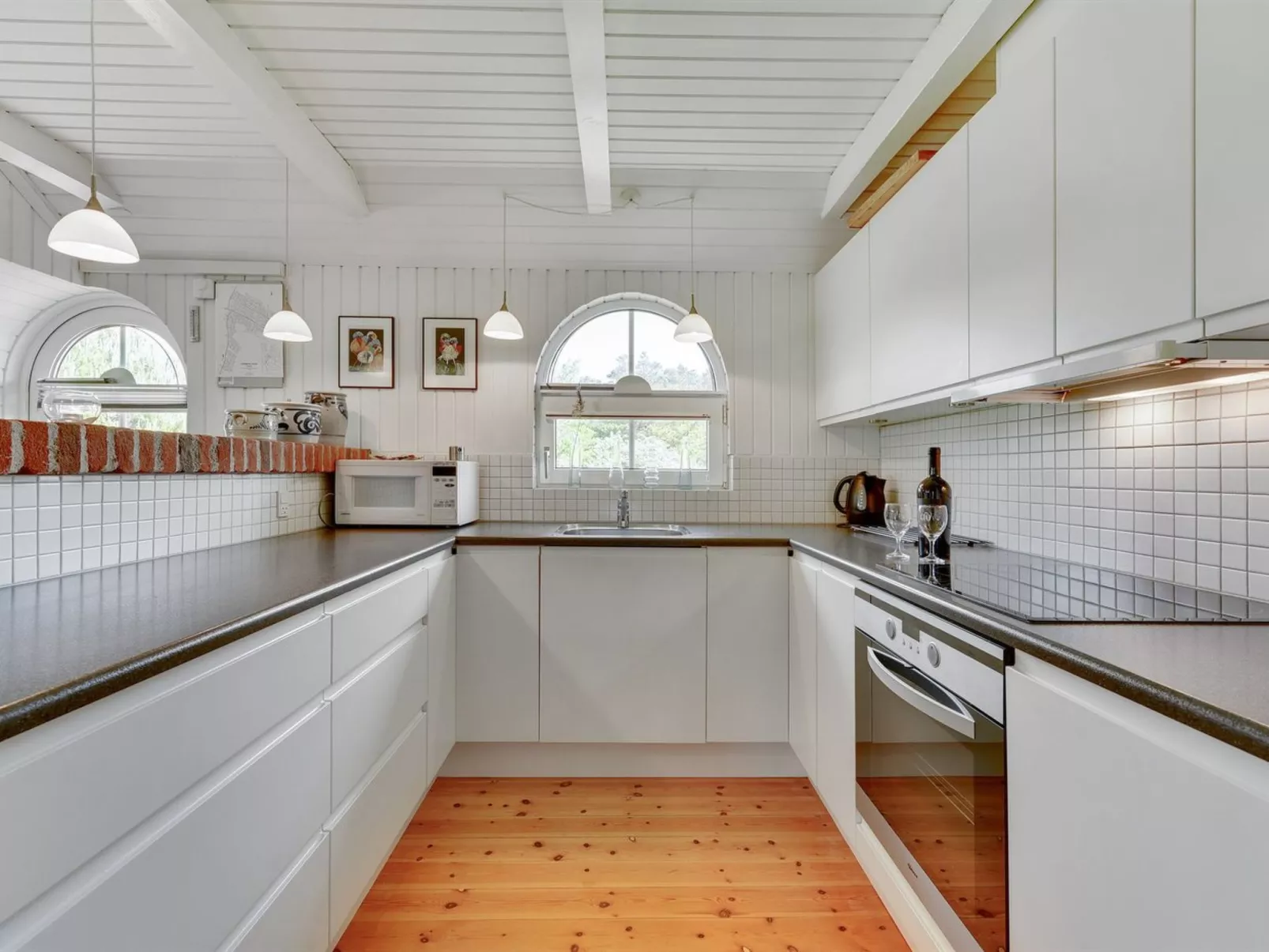 "Pasi" - 1.2km from the sea-Inside