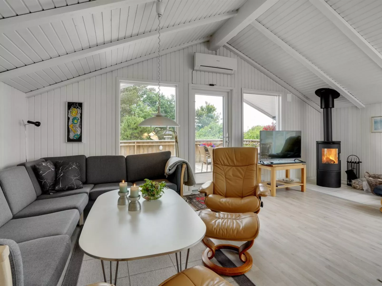 "Arlette" - 1.8km from the sea-Drinnen