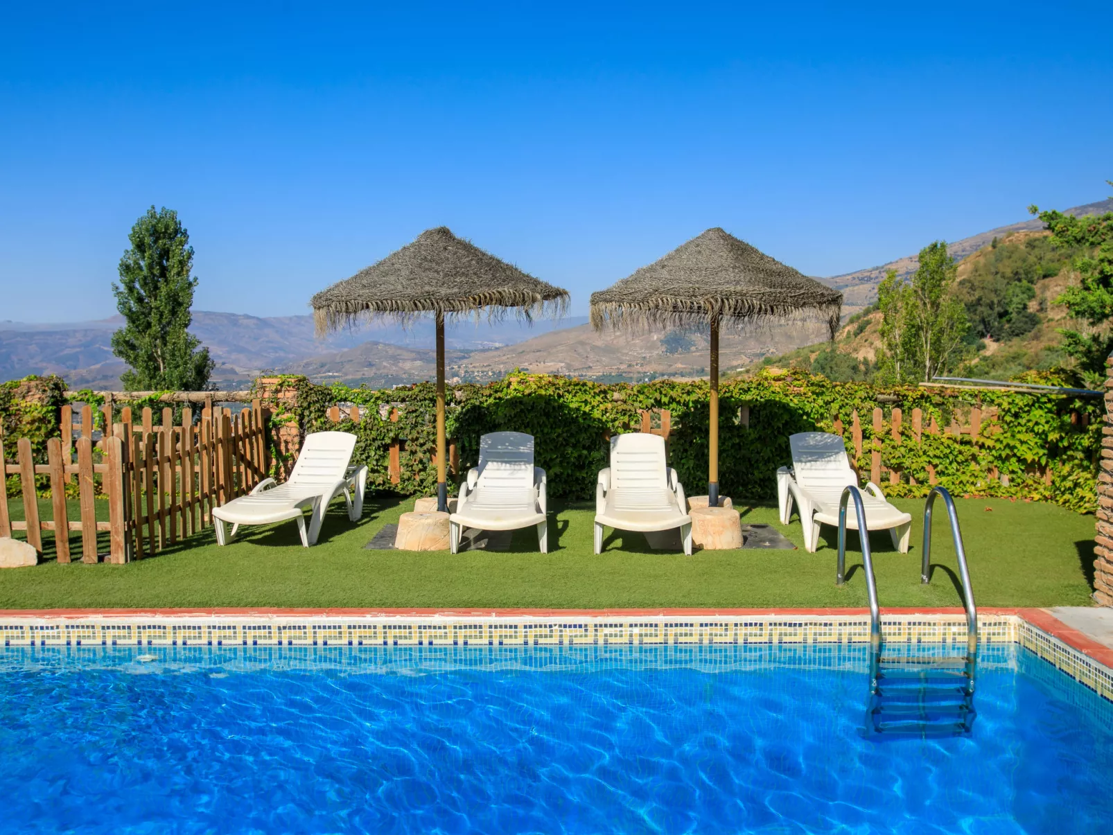 El Cerrillo - Cerro Negro-Outside