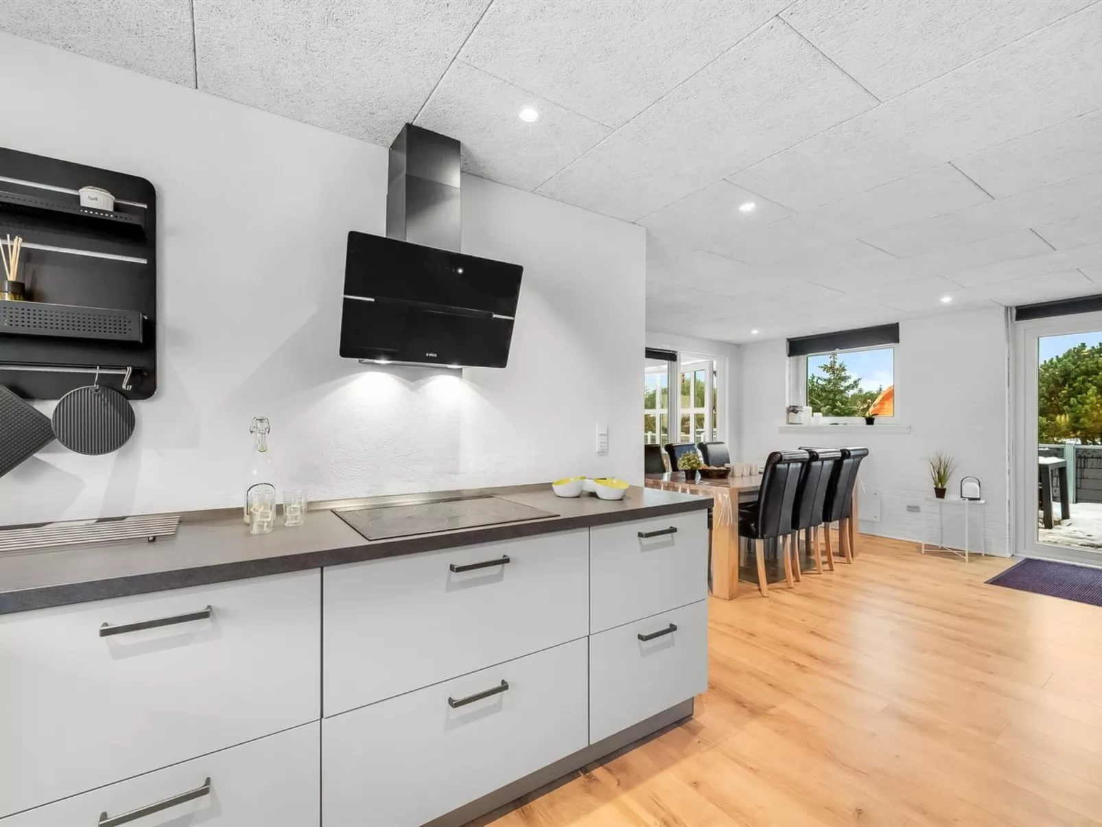 "Sissan" - 900m from the sea-Drinnen