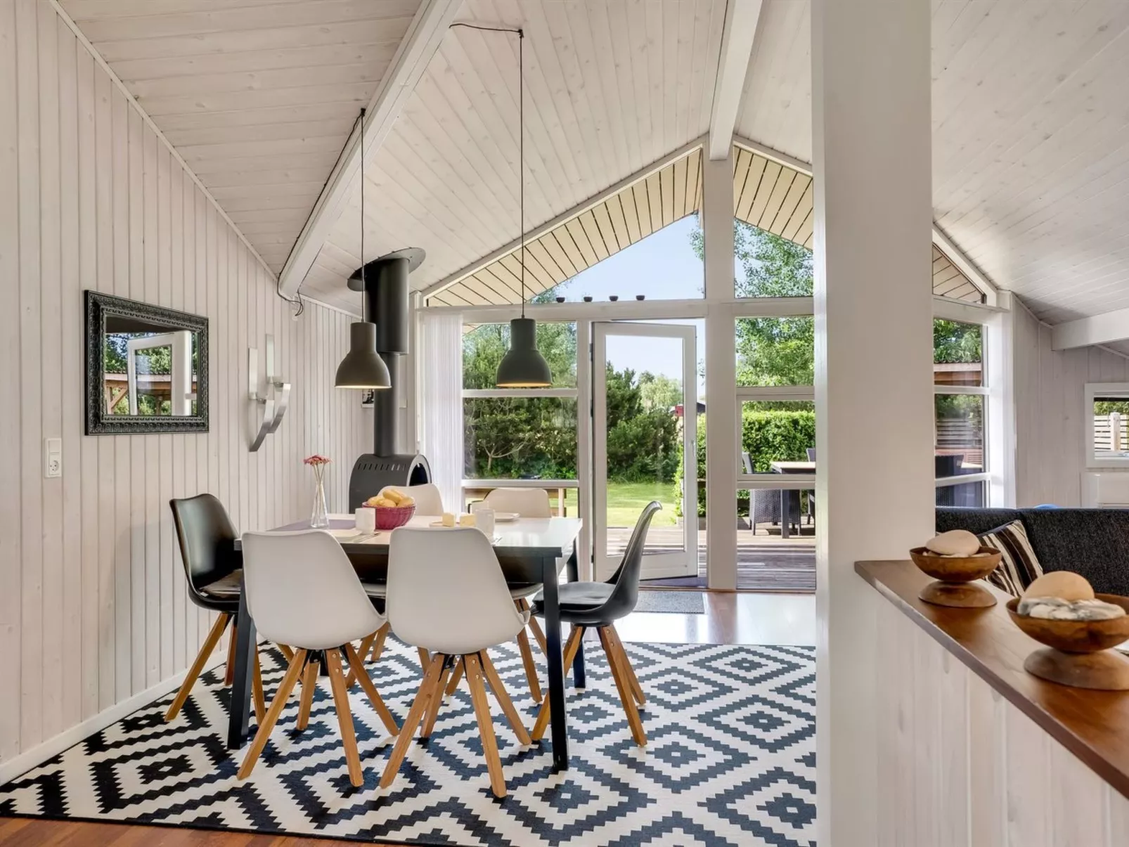 "Truls" - 800m from the sea-Inside