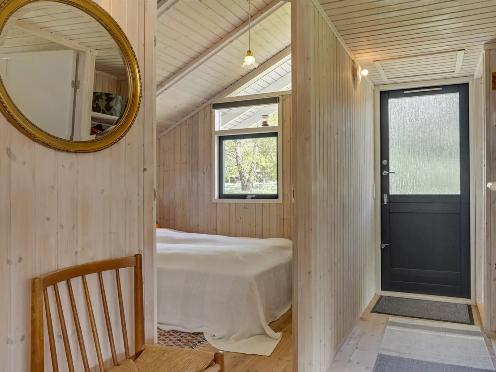 "Arleta" - 250m to the fjord-Inside