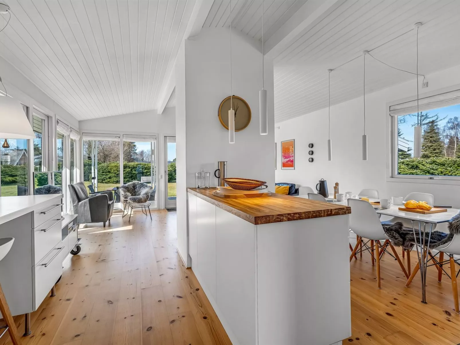 "Allaine" - 500m from the sea-Drinnen