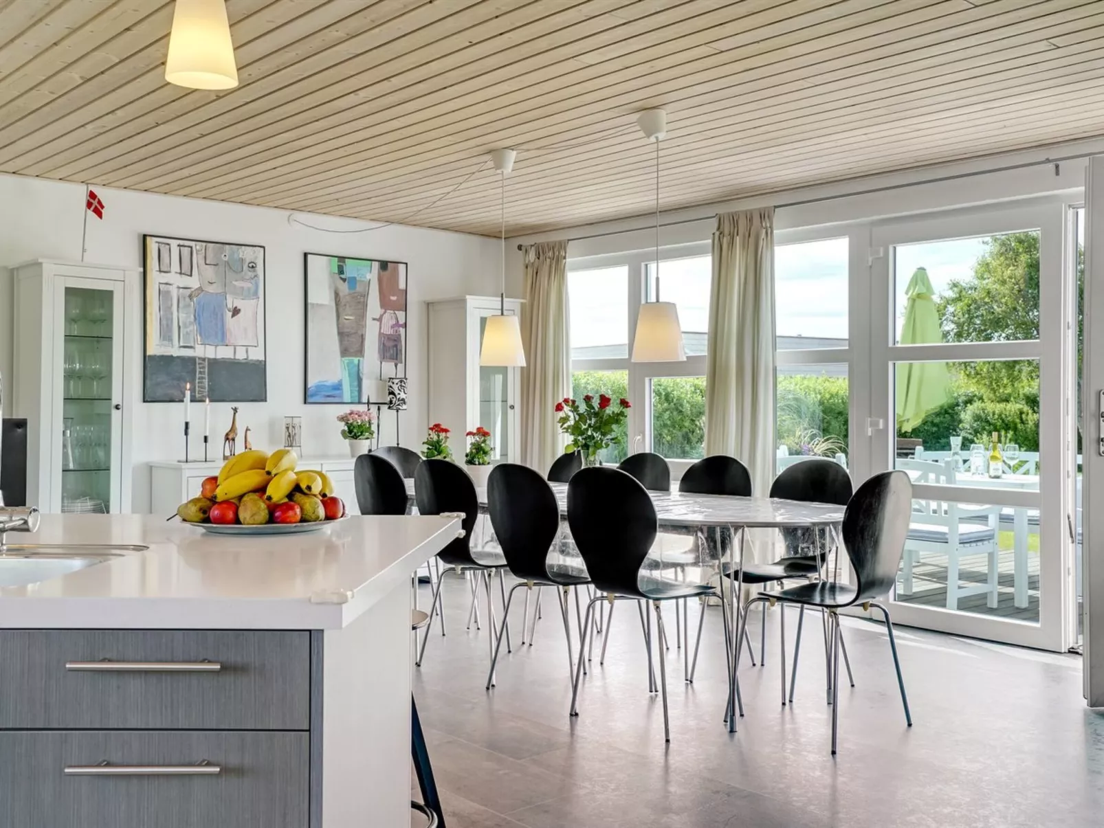 "Swipdagh" - 600m from the sea-Inside