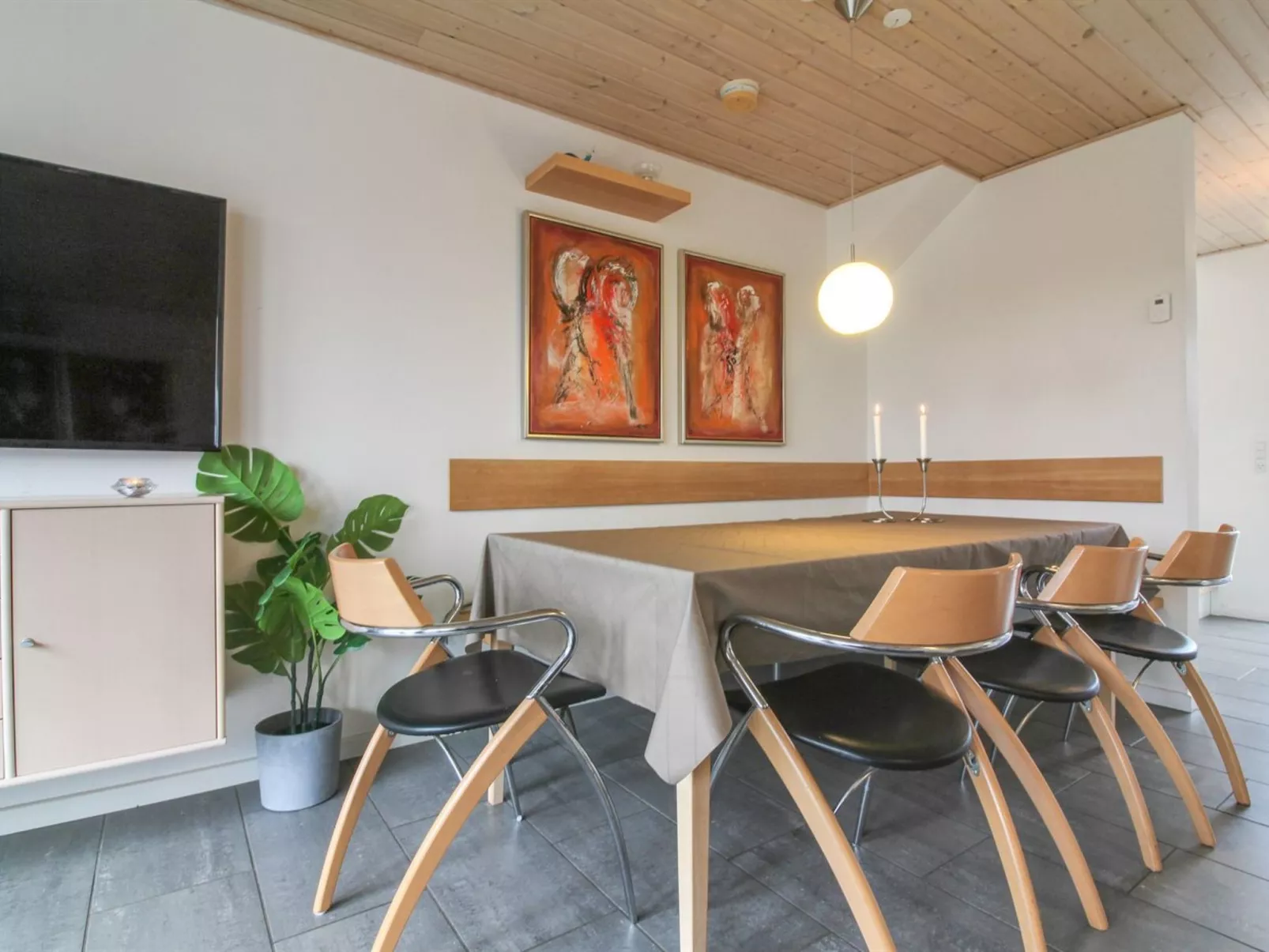 "Hariett" - 900m from the sea-Dedans