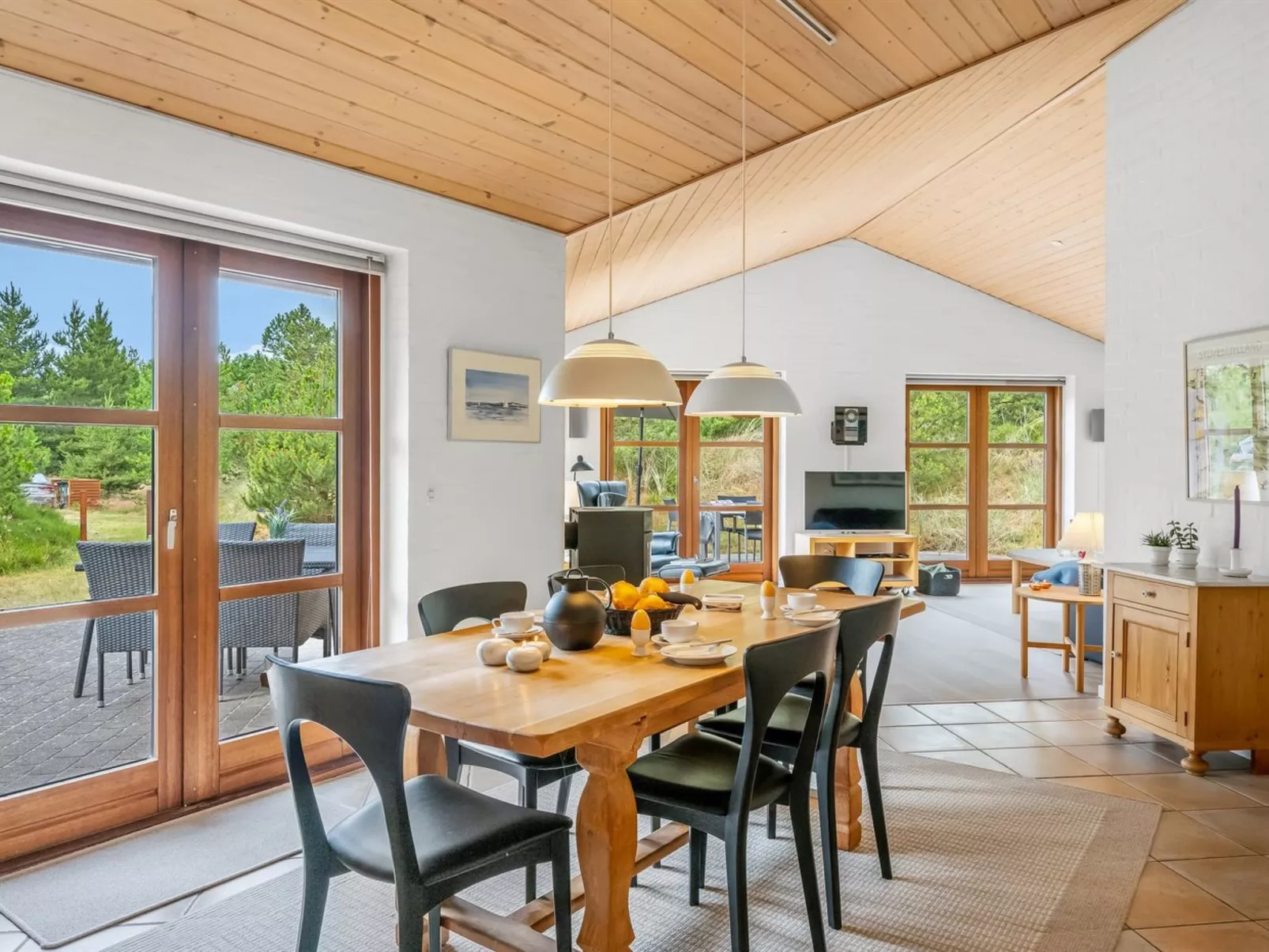 "Thormar" - 1.5km from the sea-Inside