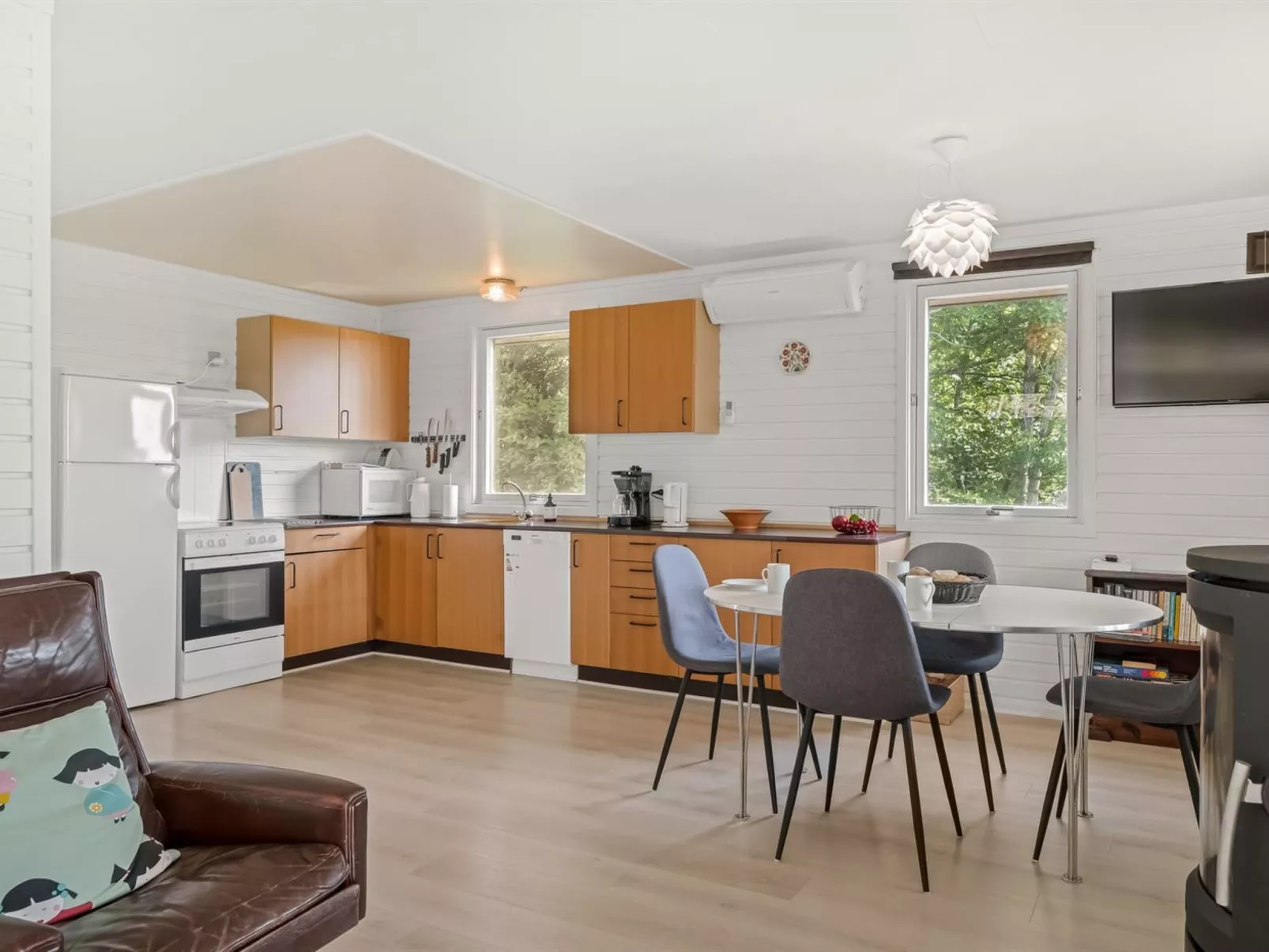 "Imgert" - 300m to the fjord-Inside