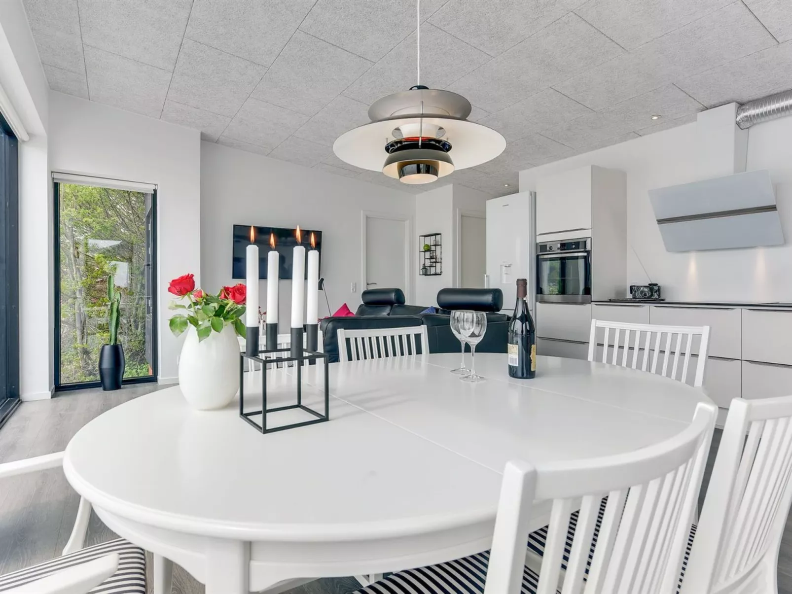 "Florinda" - 10m from the sea-Inside