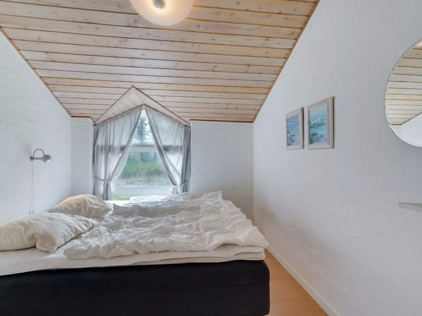 "Hariet" - 600m from the sea-Drinnen