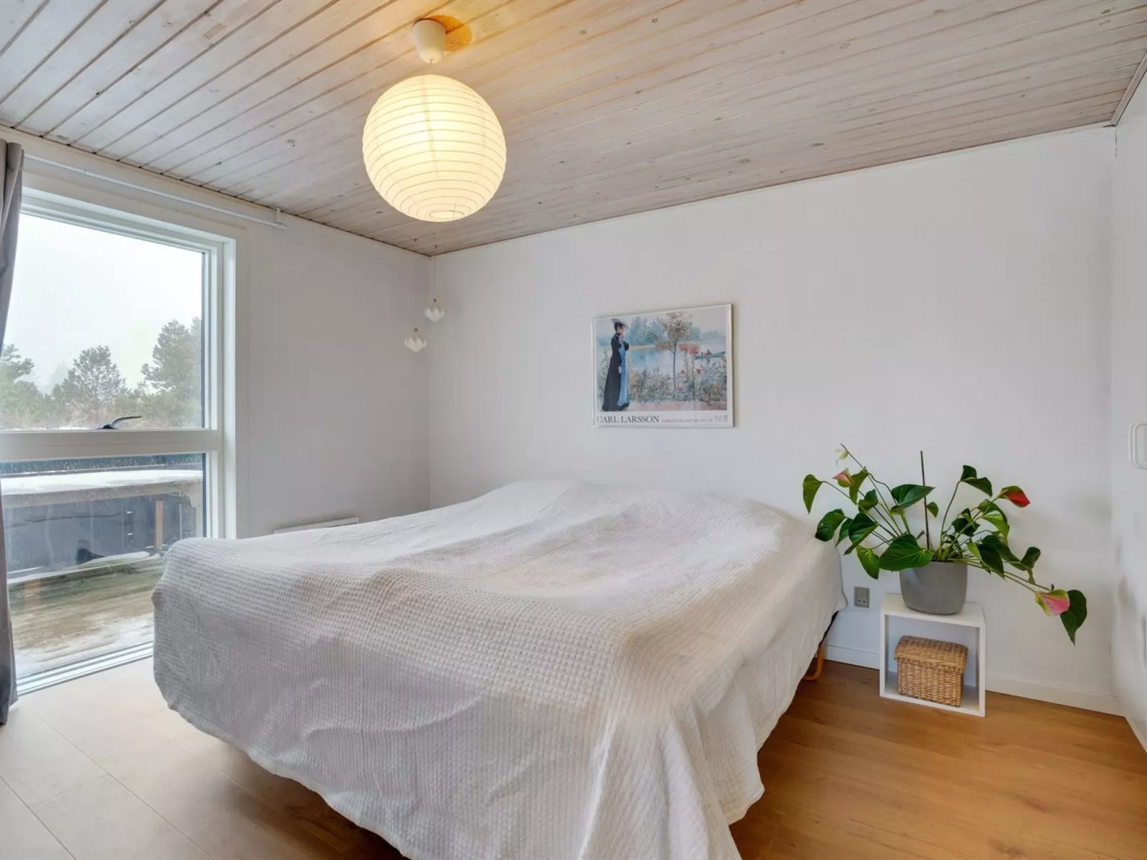 "Reiko" - 1.5km from the sea-Inside