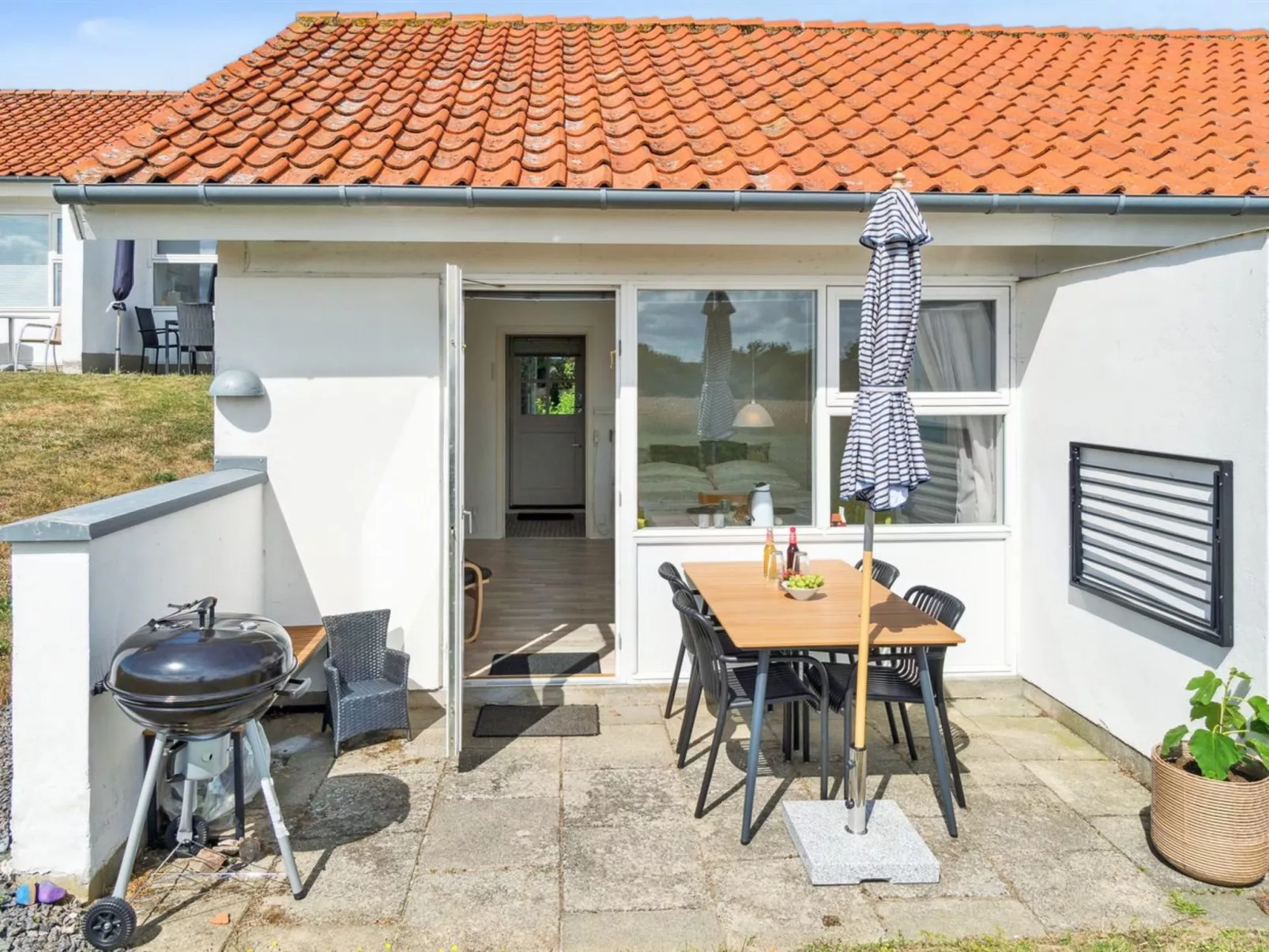 "Mia" - 200m from the sea-Outside