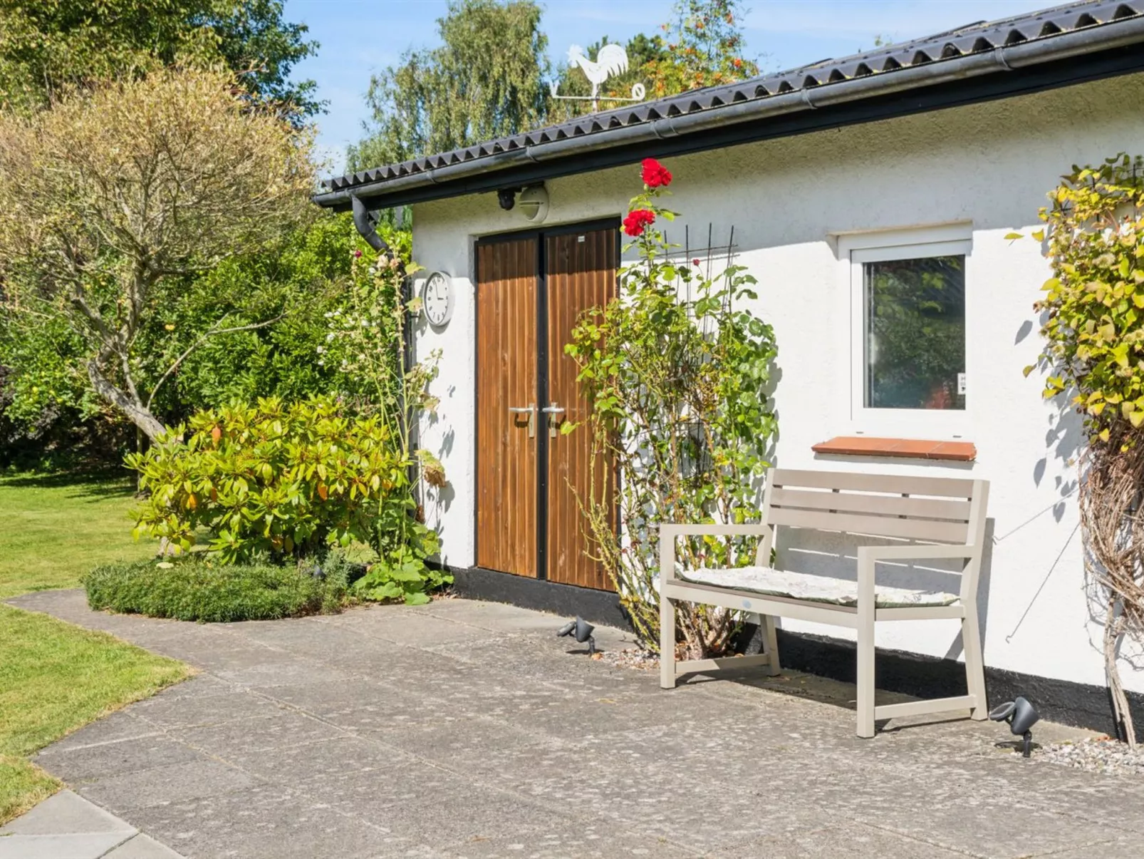 "Merit" - 800m from the sea