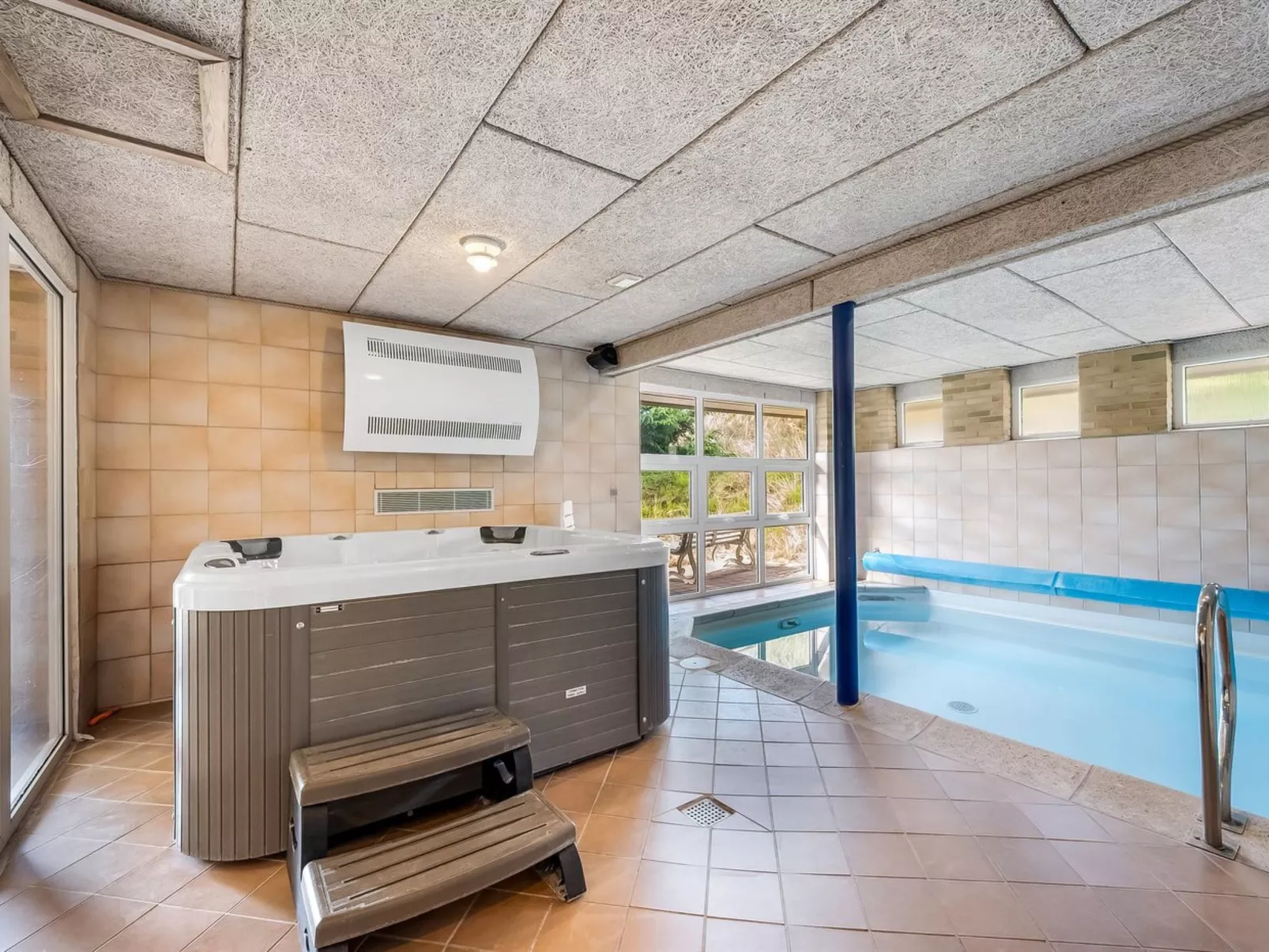 "Ewy" - 300m from the sea-Dedans