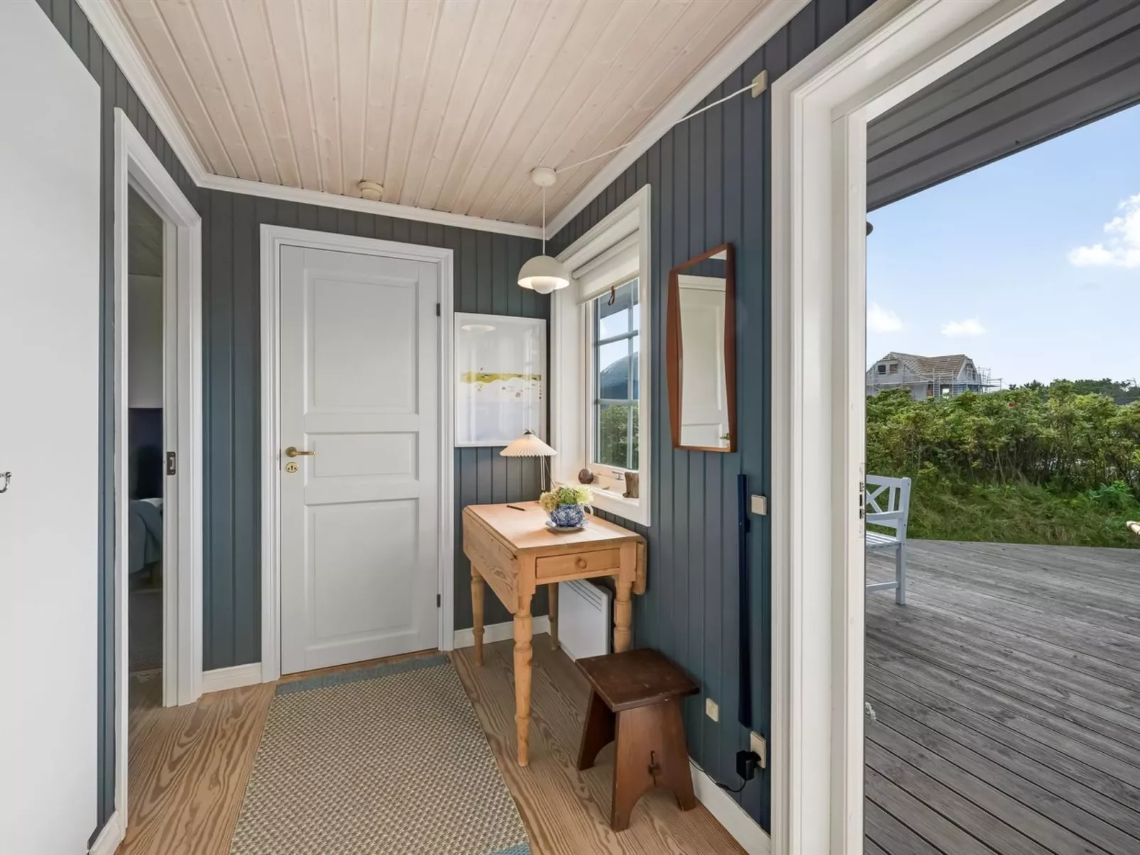 "Aise" - 75m from the sea-Inside