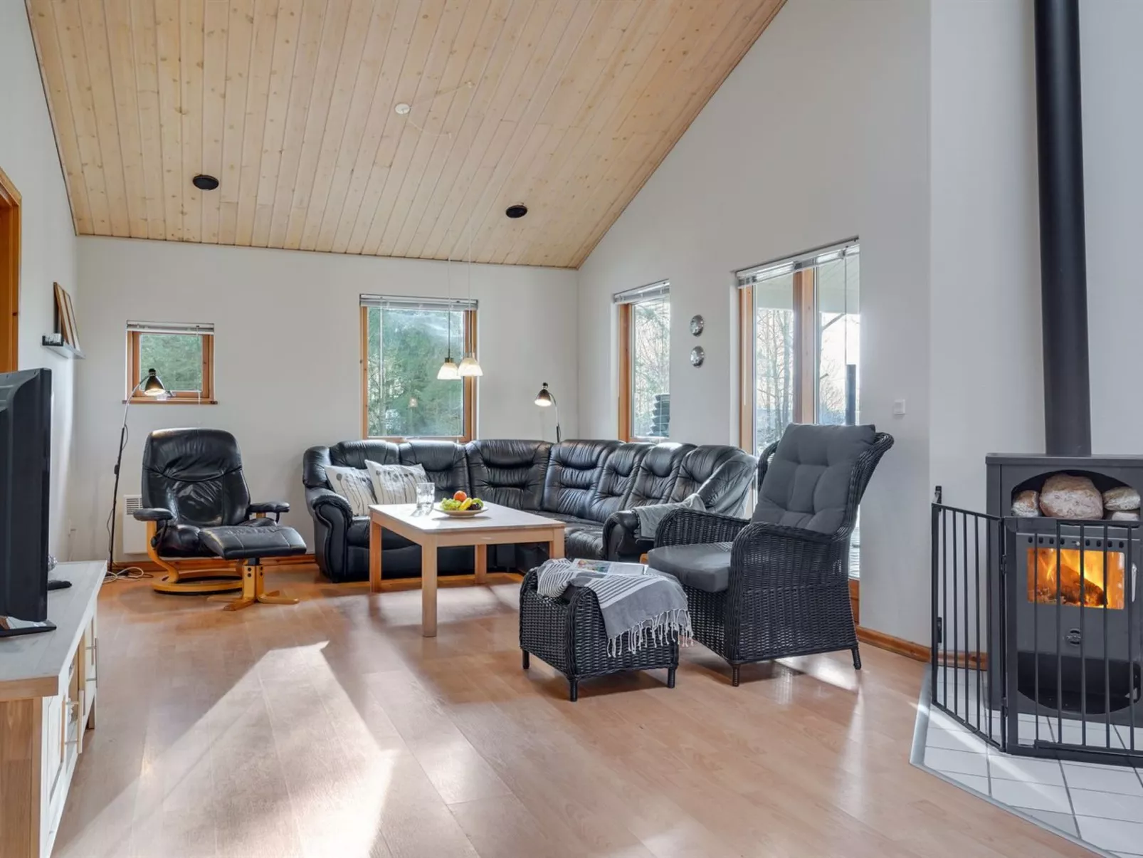 "Absalon" - 29km from the sea-Drinnen