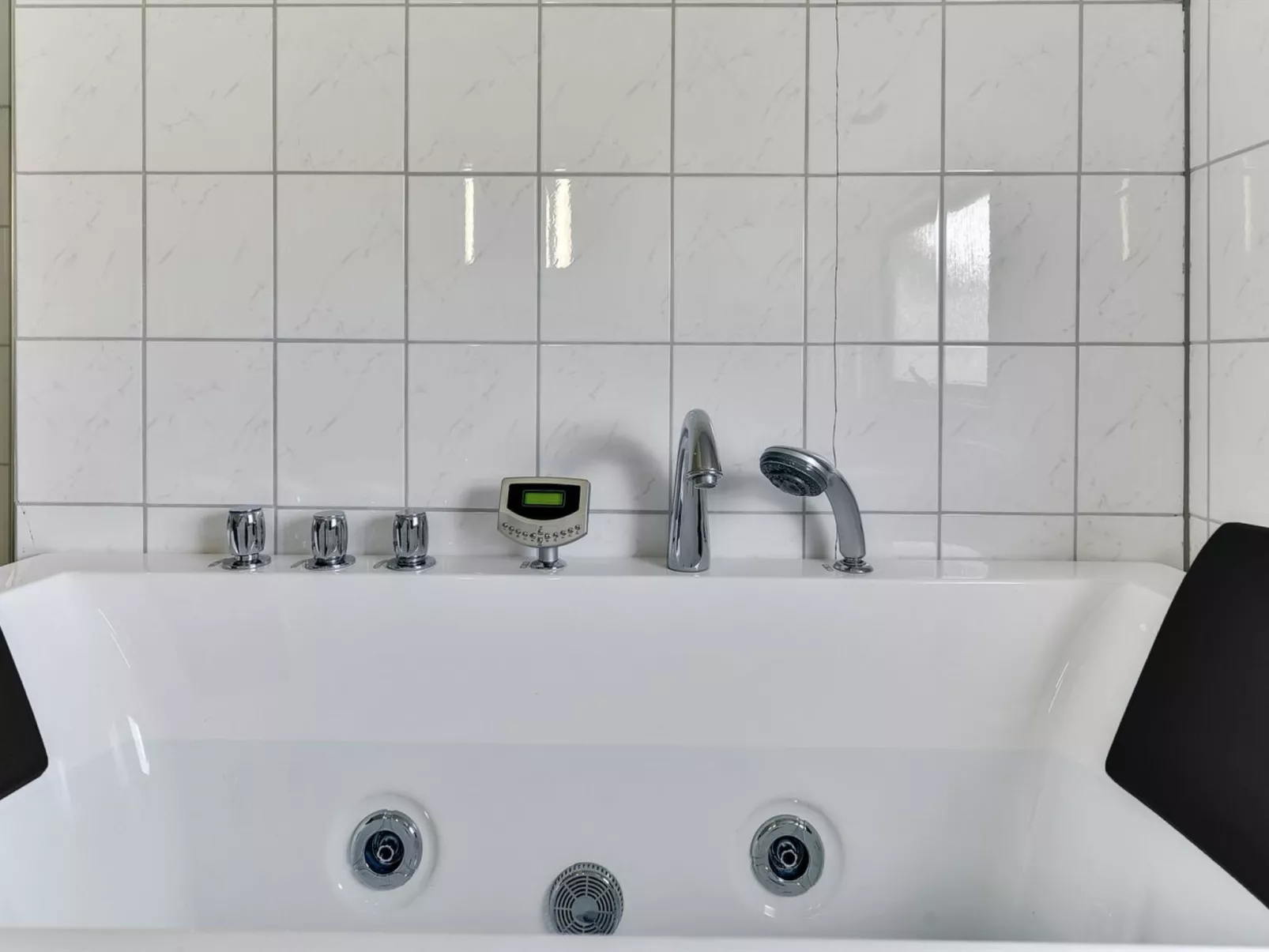 "Katrina" - 50m to the fjord-Inside