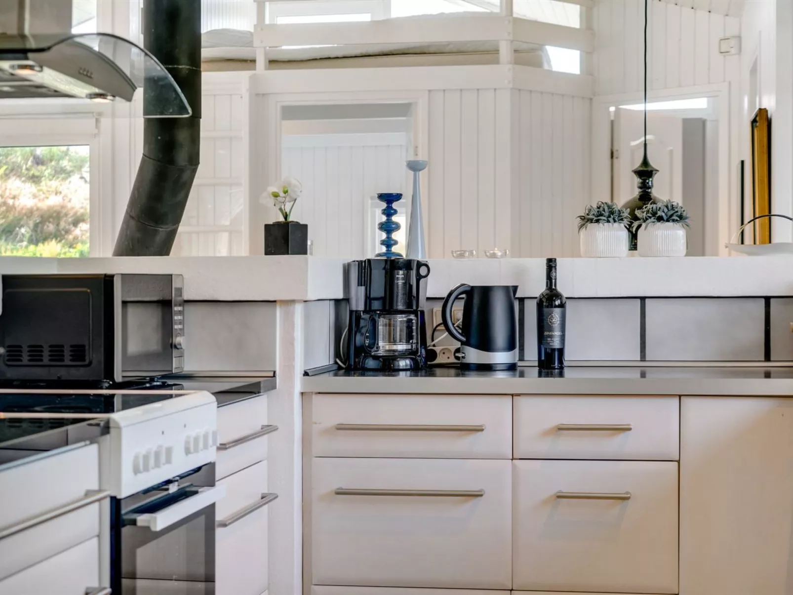 "Nilson" - 1.4km from the sea-Dedans