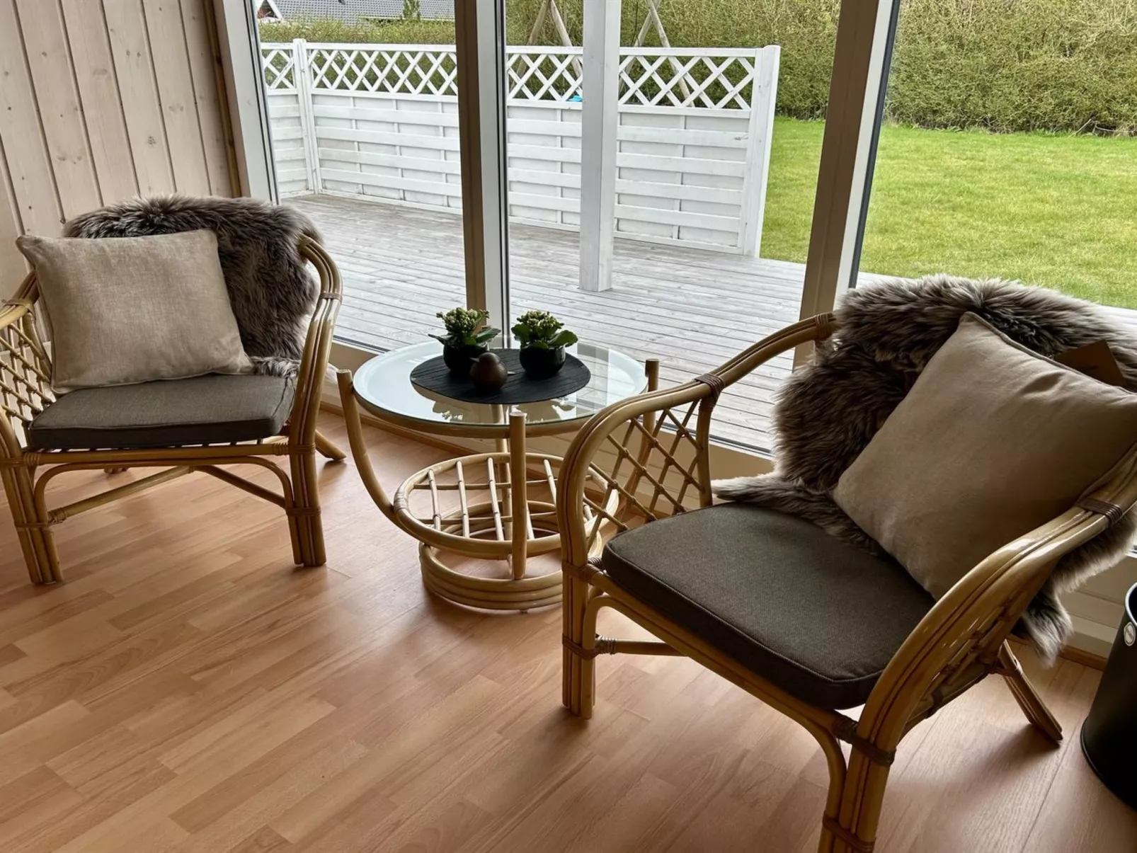 "Picabo" - 750m to the fjord-Inside