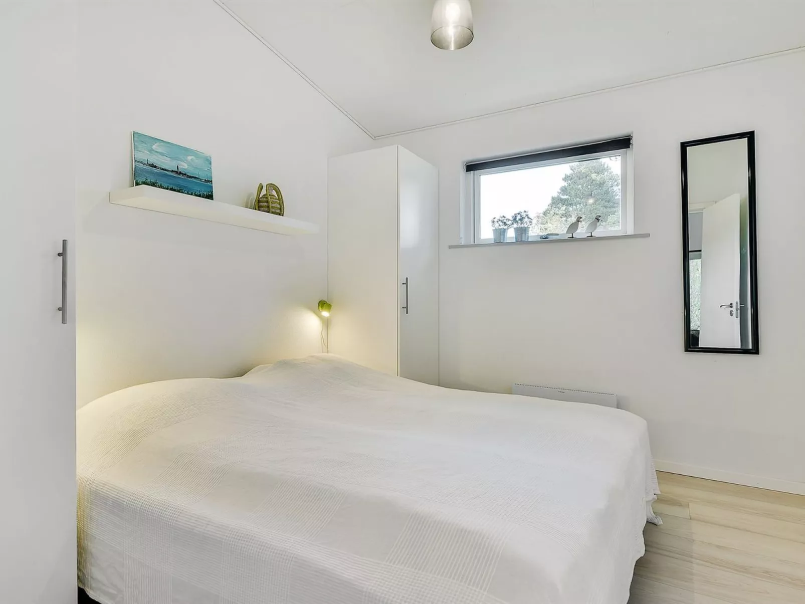 "Elfriede" - 400m to the fjord-Dedans