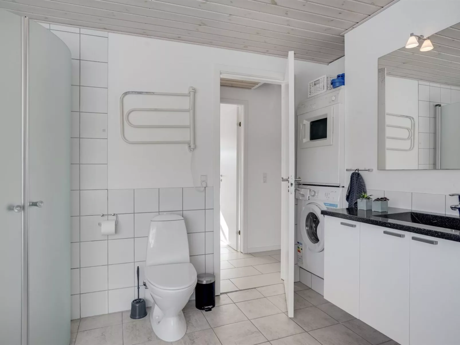 "Asel" - 4km from the sea-Inside