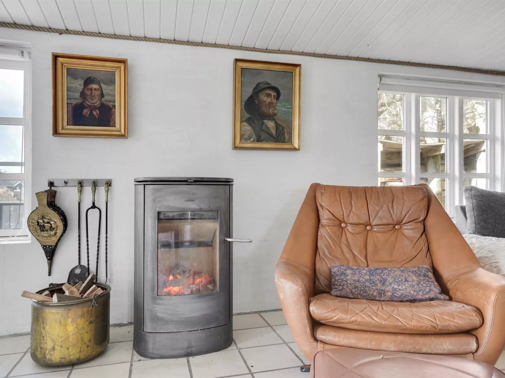 "Sharanya" - 500m from the sea-Inside