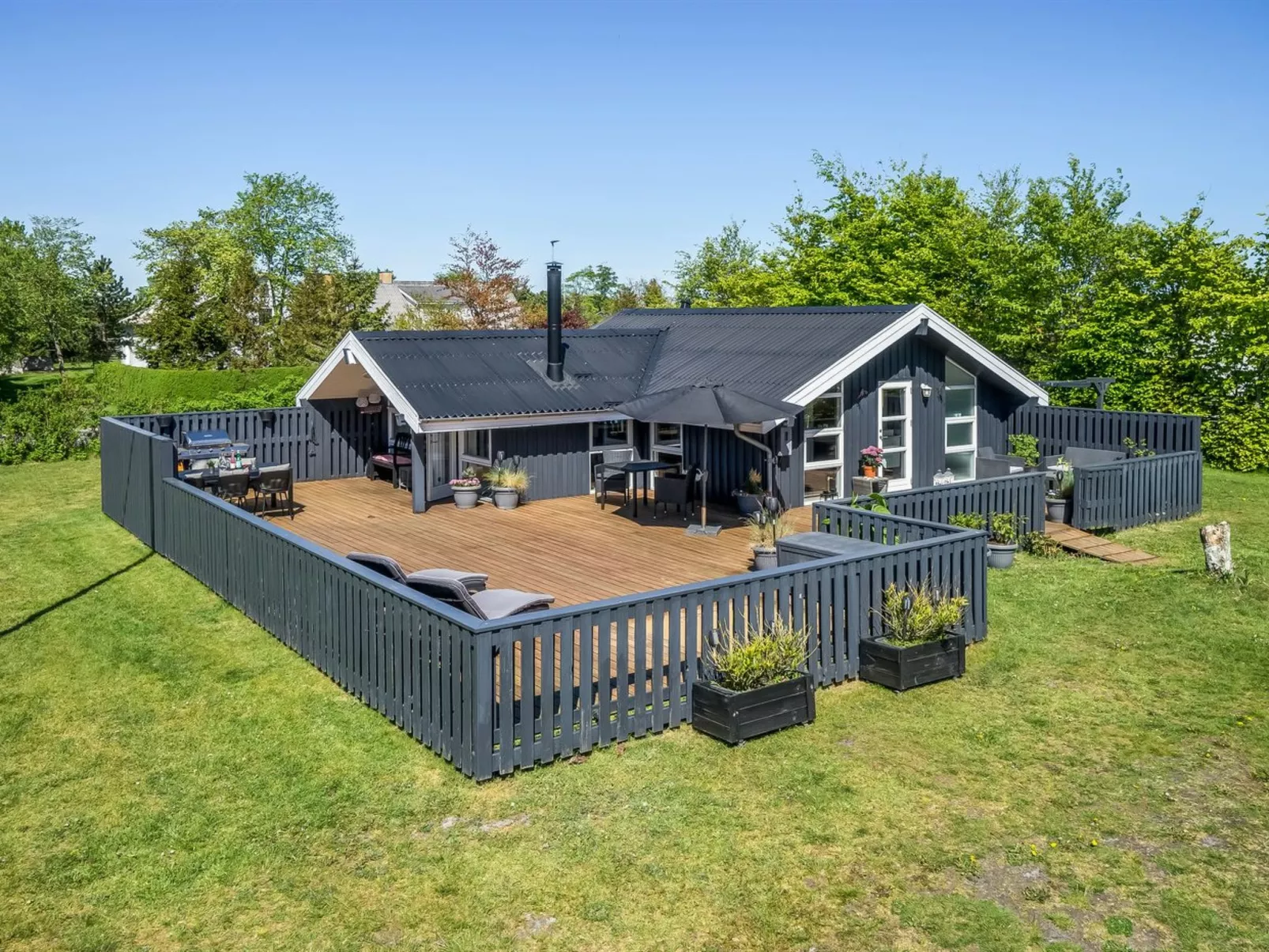 "Bryti" - 500m from the sea-Outside