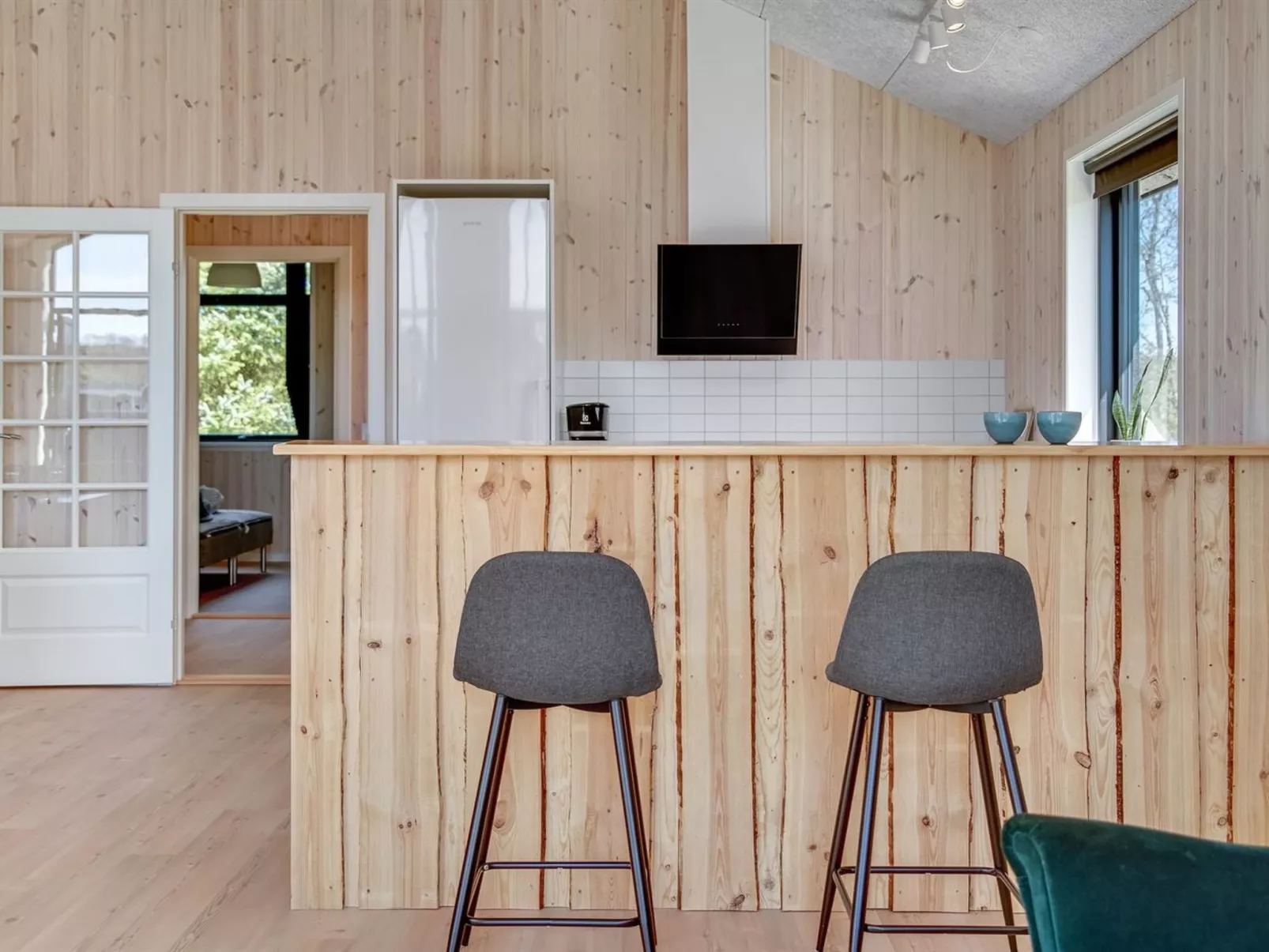 "Bentine" - 1.6km from the sea-Drinnen