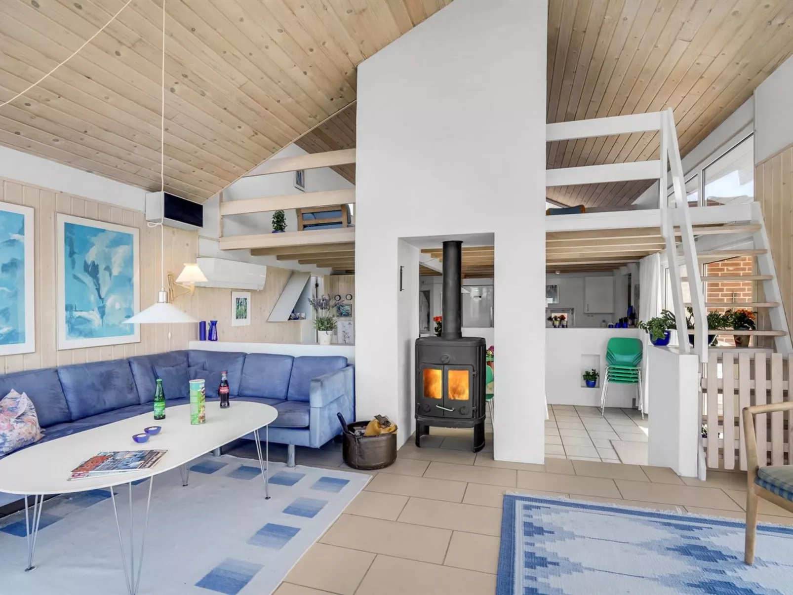 "Ritha" - 350m from the sea-Inside