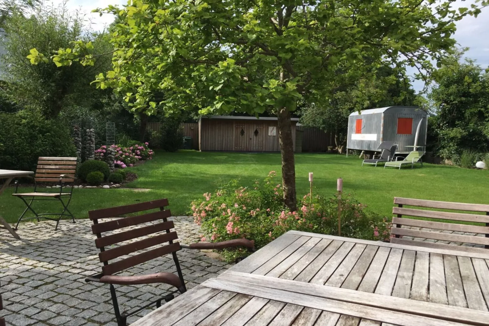 Kleine Freiheit ganzes Haus 15 P-Garten Sommer