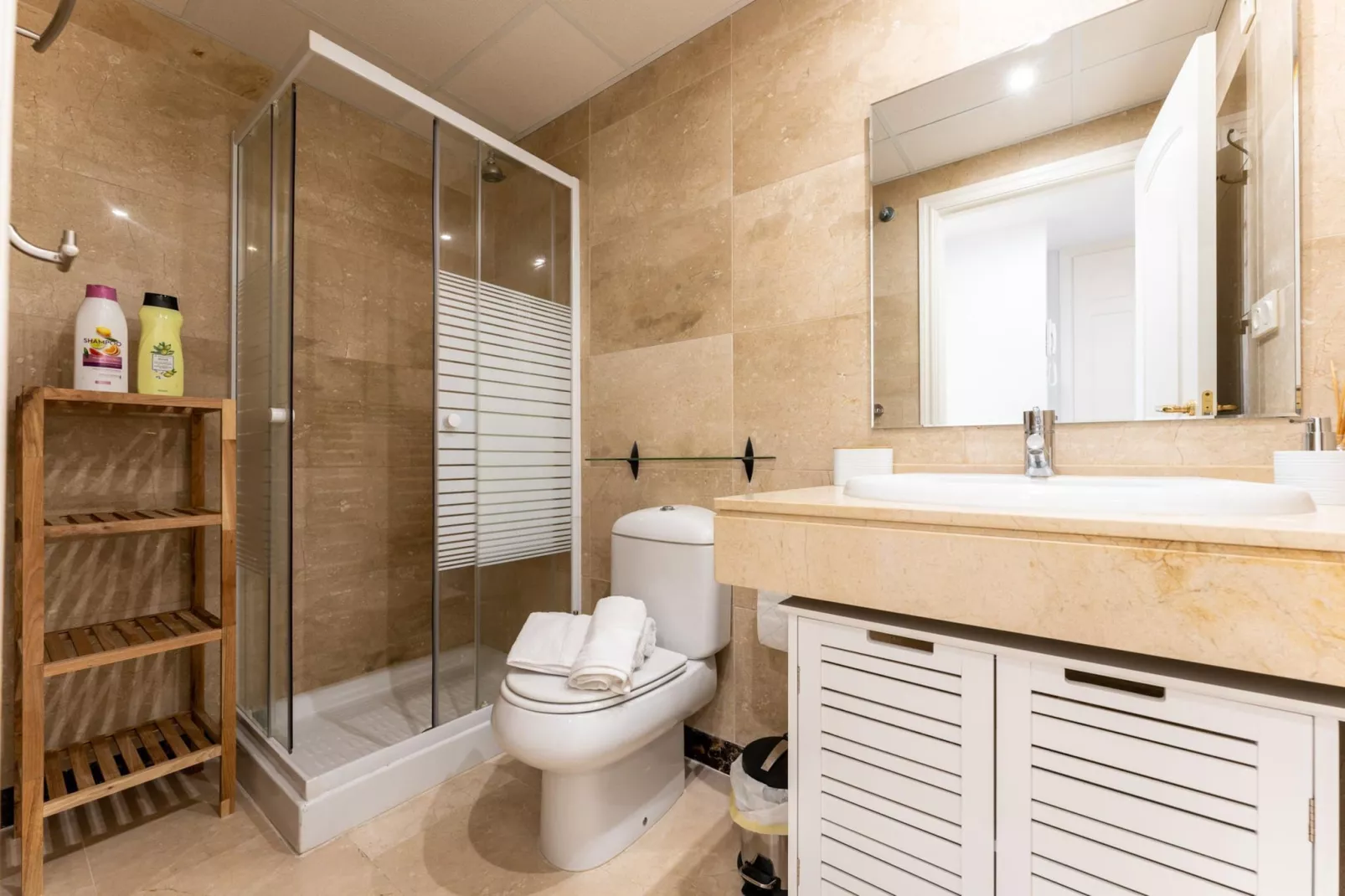 CT 199 HHH - Duquesa Village-Salle de bain