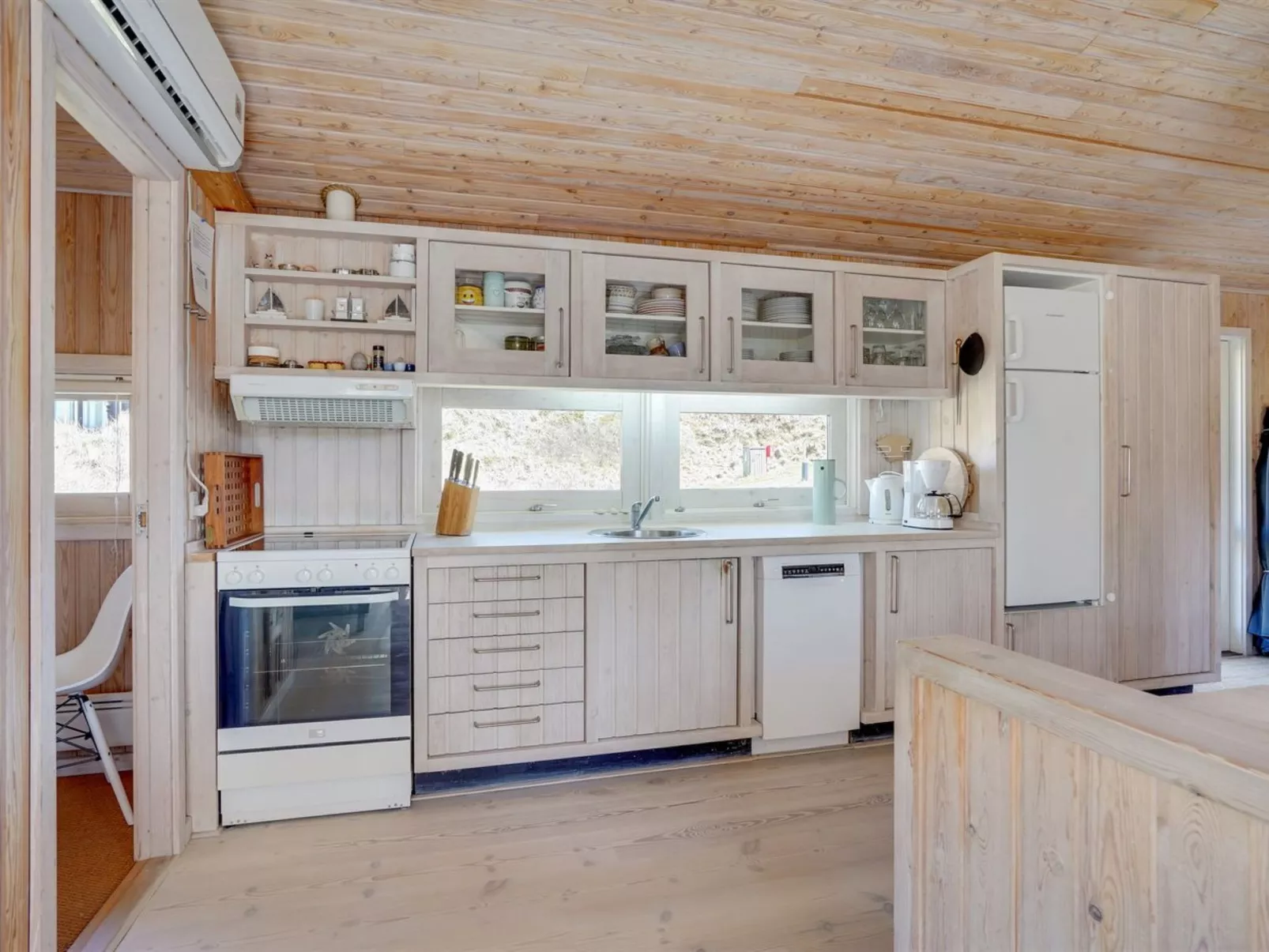 "Nikodina" - 200m from the sea-Dedans