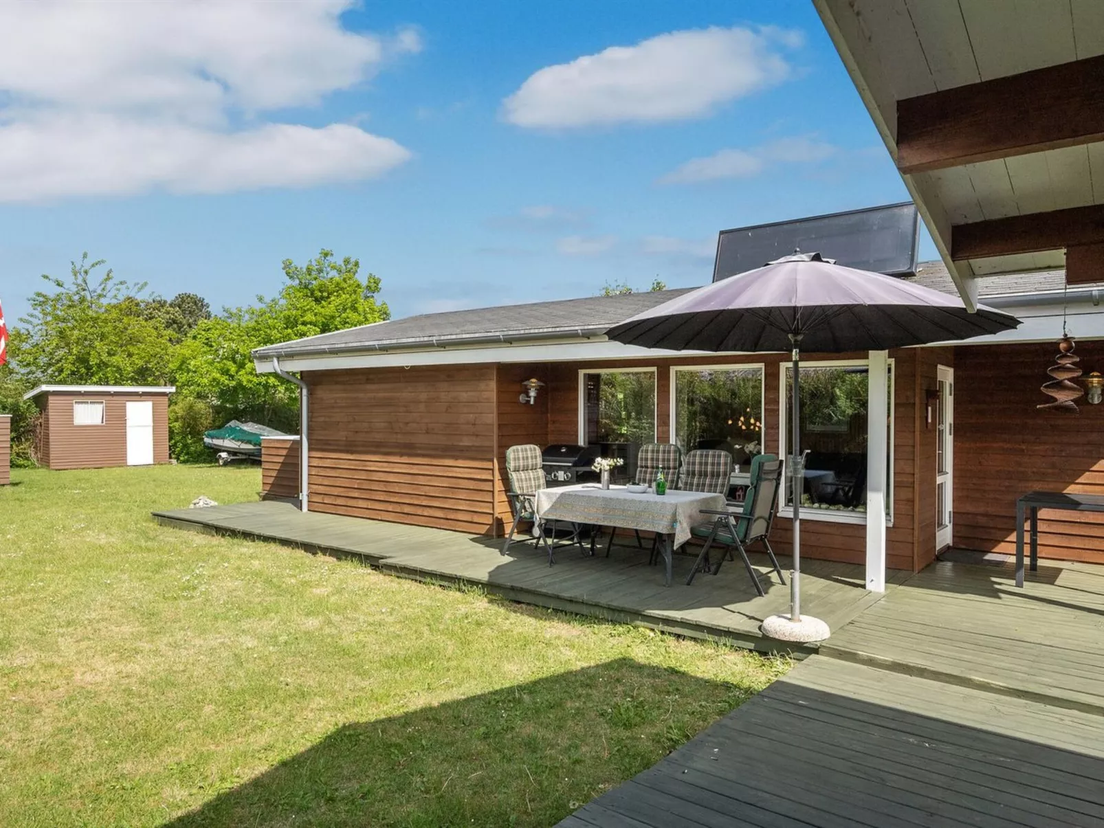 "Felicity" - 250m from the sea-Outside