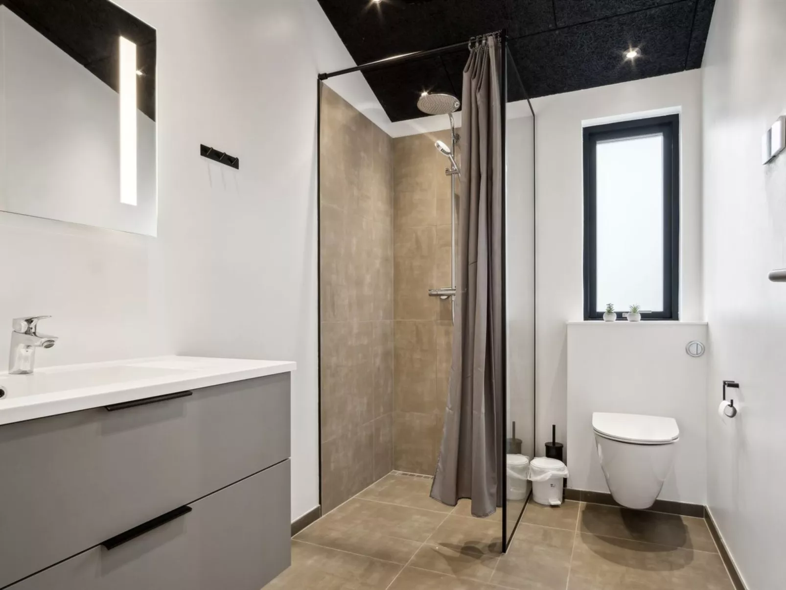 "Jul" - 300m from the sea-Inside