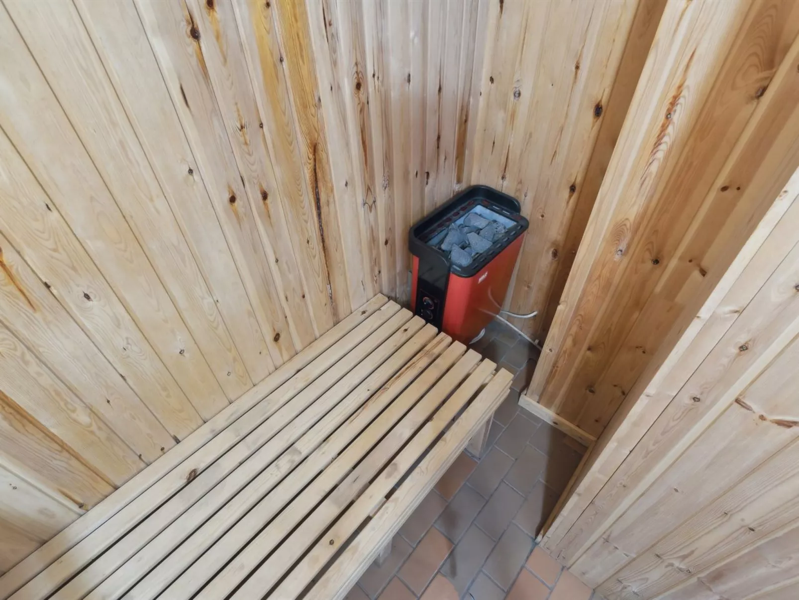 "Alkmar" -  from the sea-Inside