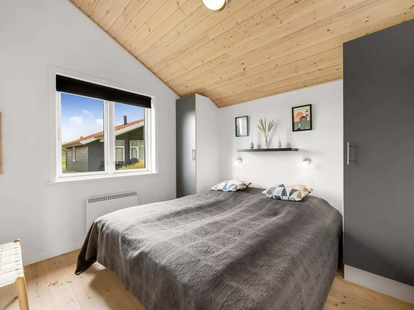 "Sylwia" -  from the sea-Dedans