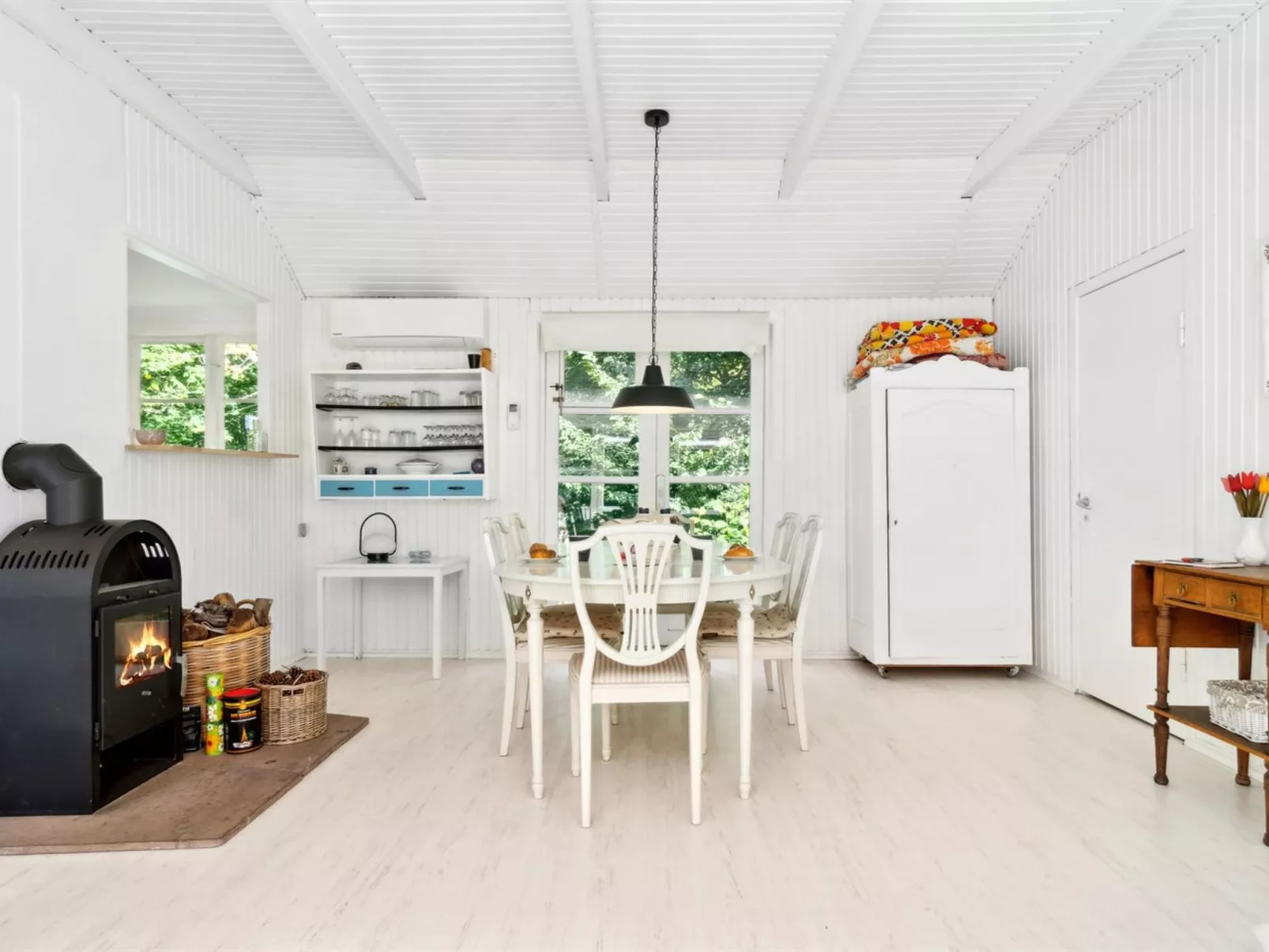 "Lucie" - 50m from the sea-Inside