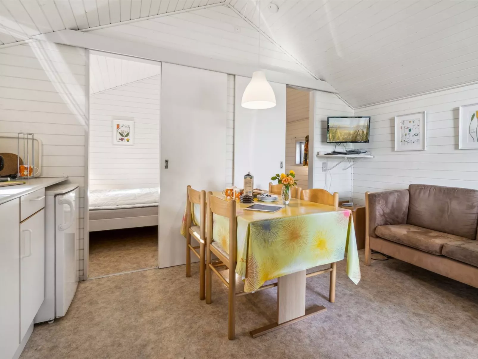 "Johan" - 200m from the sea-Inside