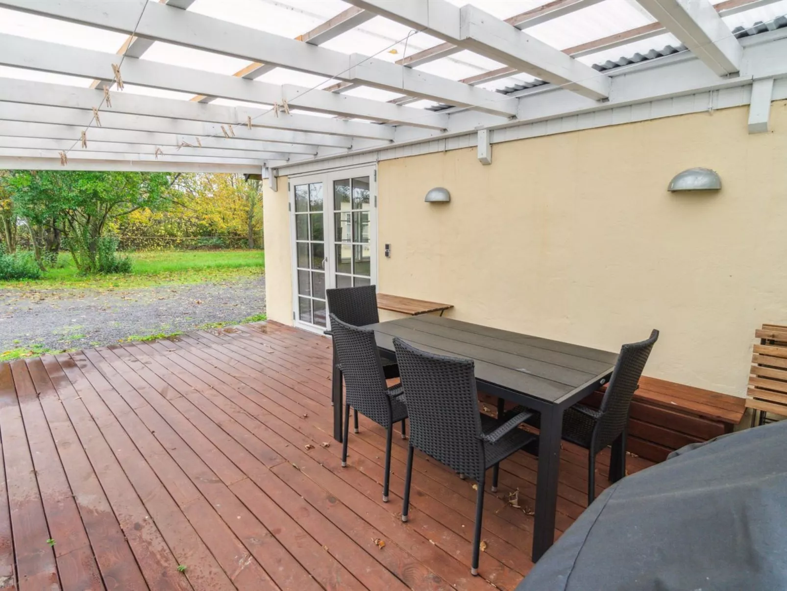 "Edele" - 3.8km from the sea-Outside