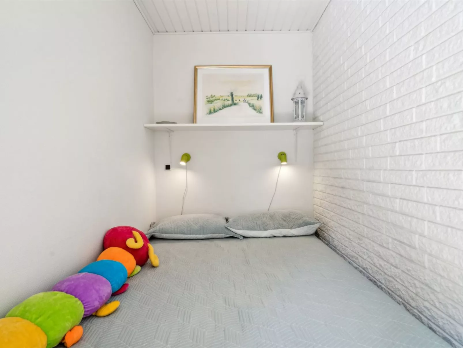 "Ingebrit" - 7km from the sea-Drinnen