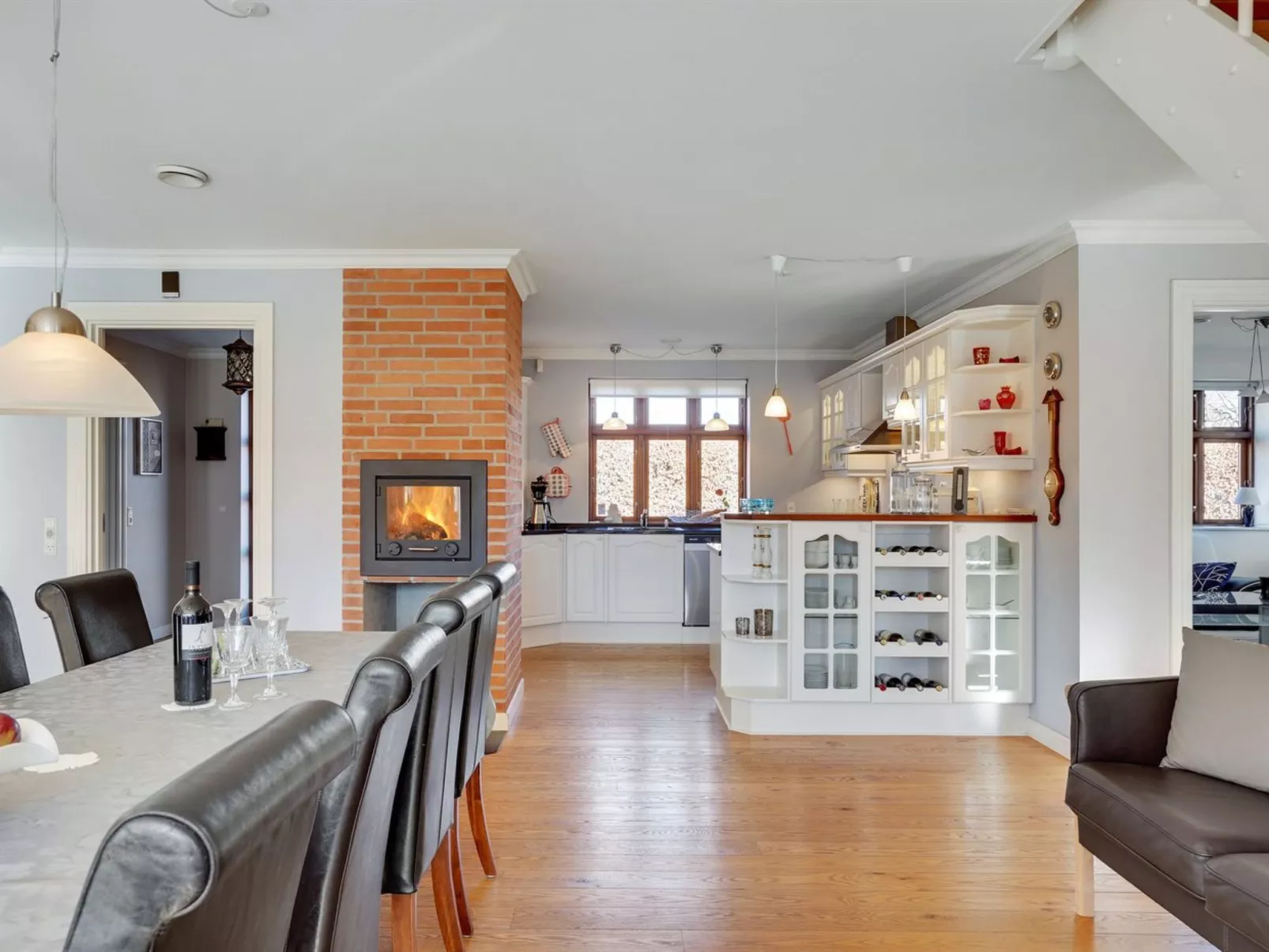 "Iarund" - 500m to the fjord-Inside