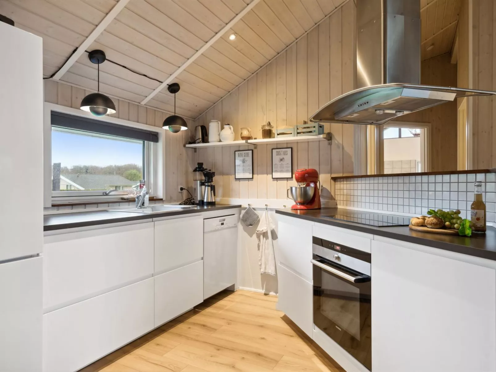 "Alpa" - 600m from the sea-Drinnen