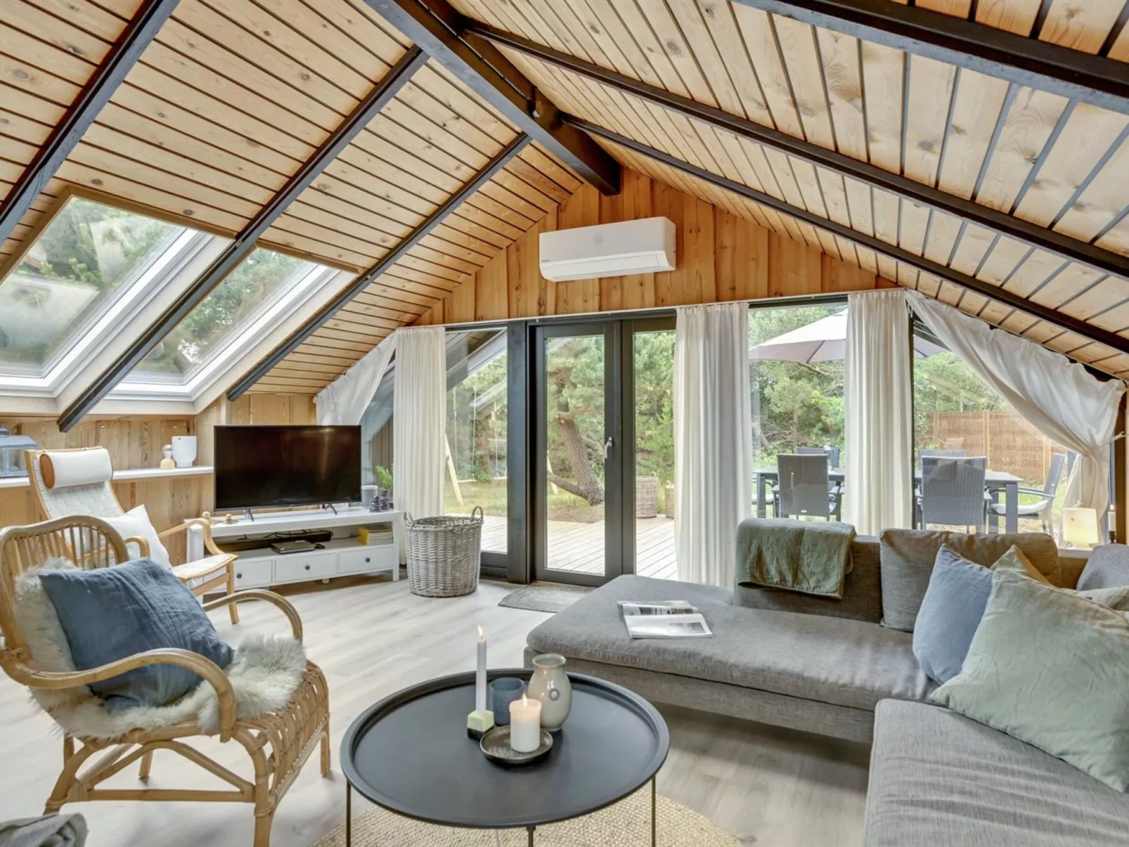 "Sidse" - 400m from the sea-Inside