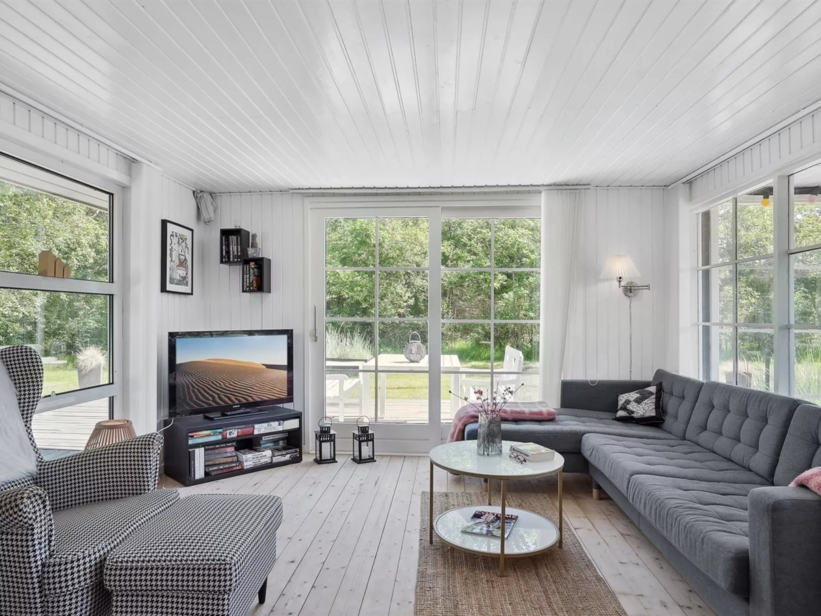 "Adser" - 600m from the sea-Dedans