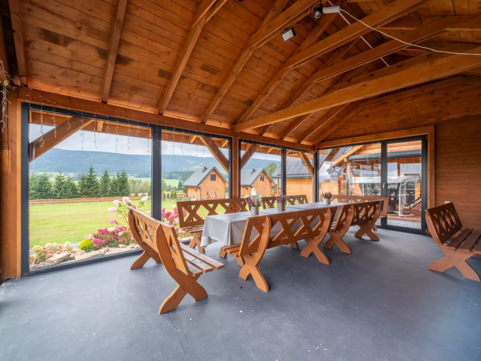 Osada Orlica-Outside